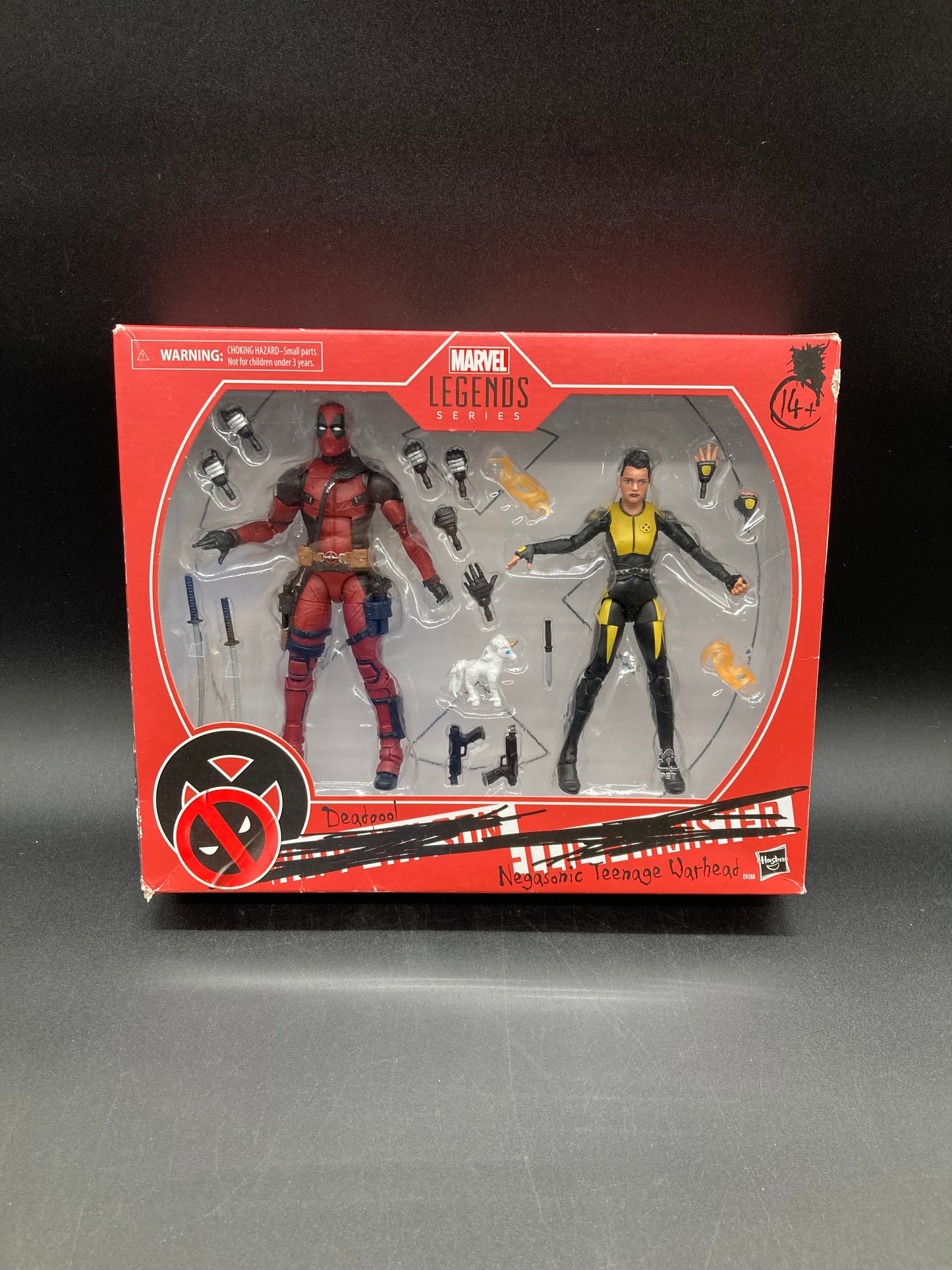 Deadpool & Negasonic Teenage Warhead Hasbro Marvel Legends Deadpool Figure Set 2020