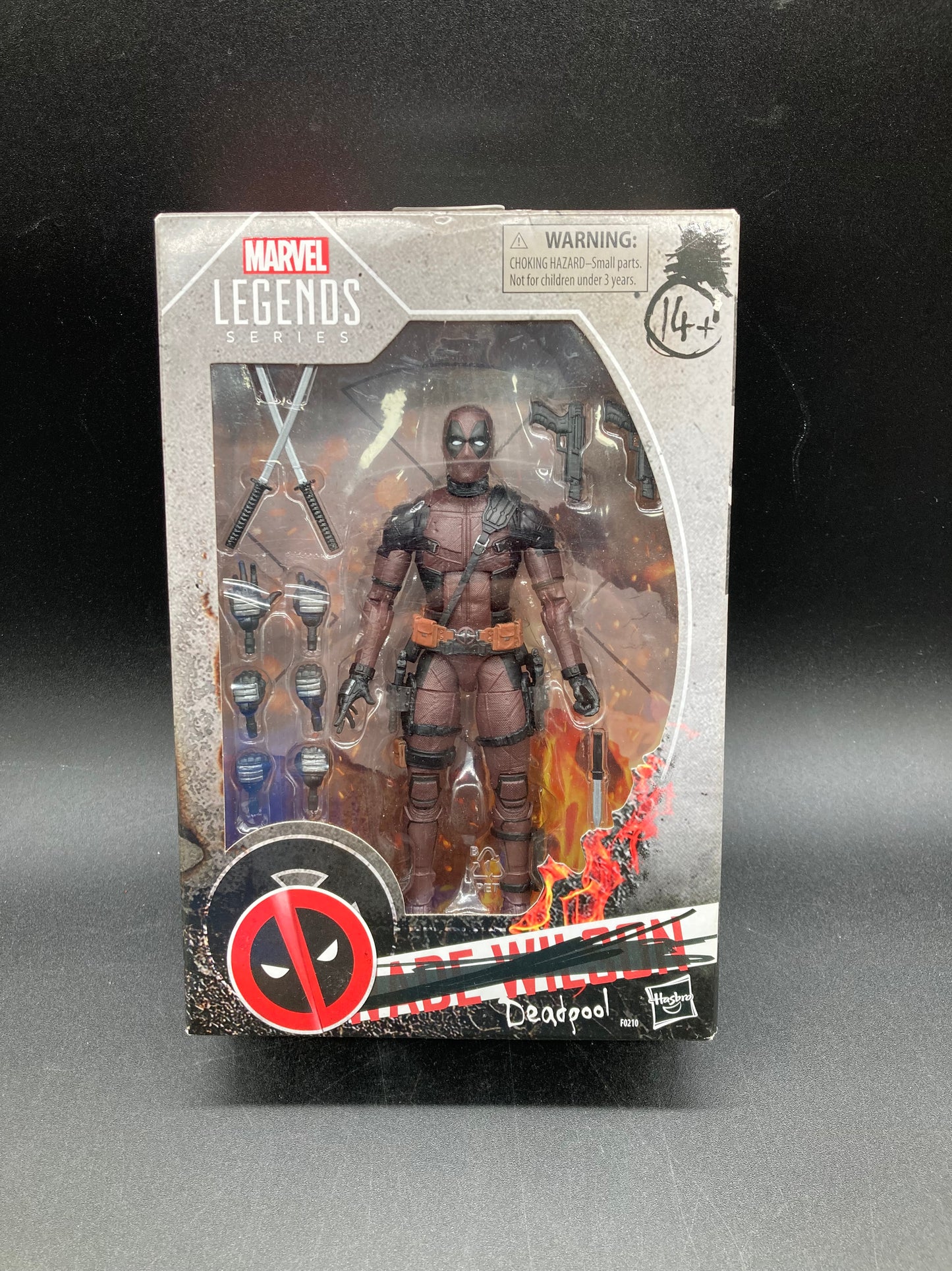 Deadpool (Dusty Version) Hasbro Exclusive Marvel Legends Deadpool 2 Movie Figure 2021
