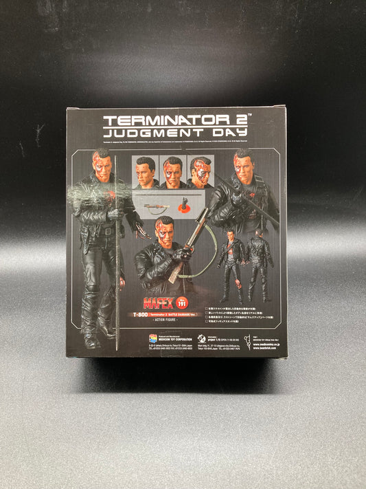 T-800 Battle Damaged Version Medicom Mafex Figure