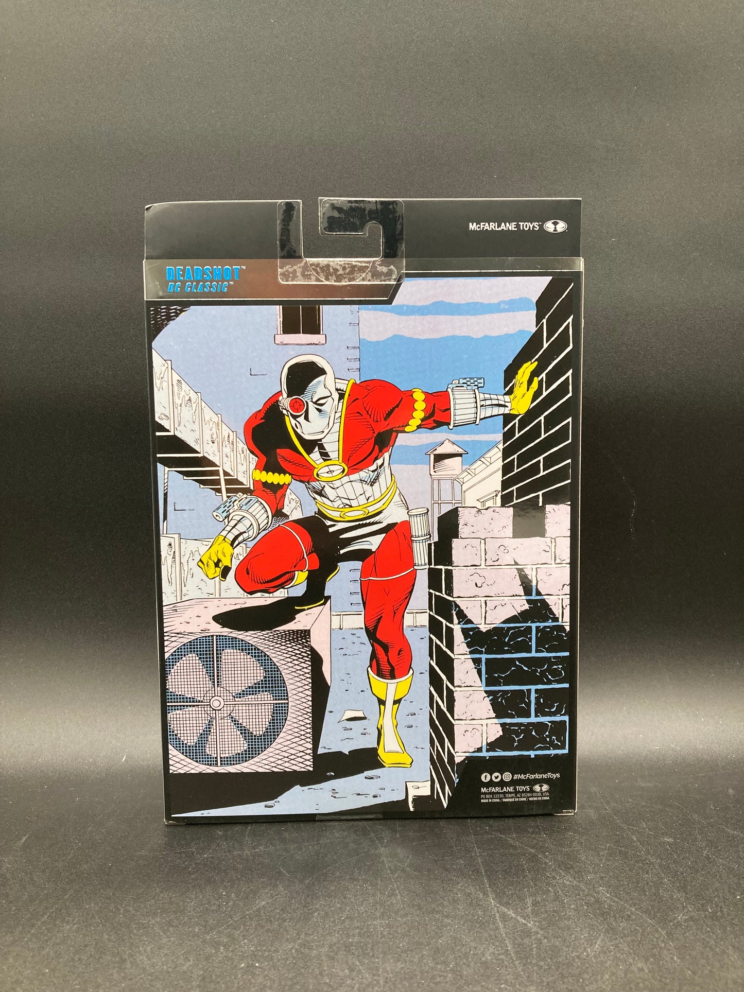 Deadshot McFarlane Collector Edition DC Multiverse DC Classic Platinum Edition Figure 2025 (Grey Variant)