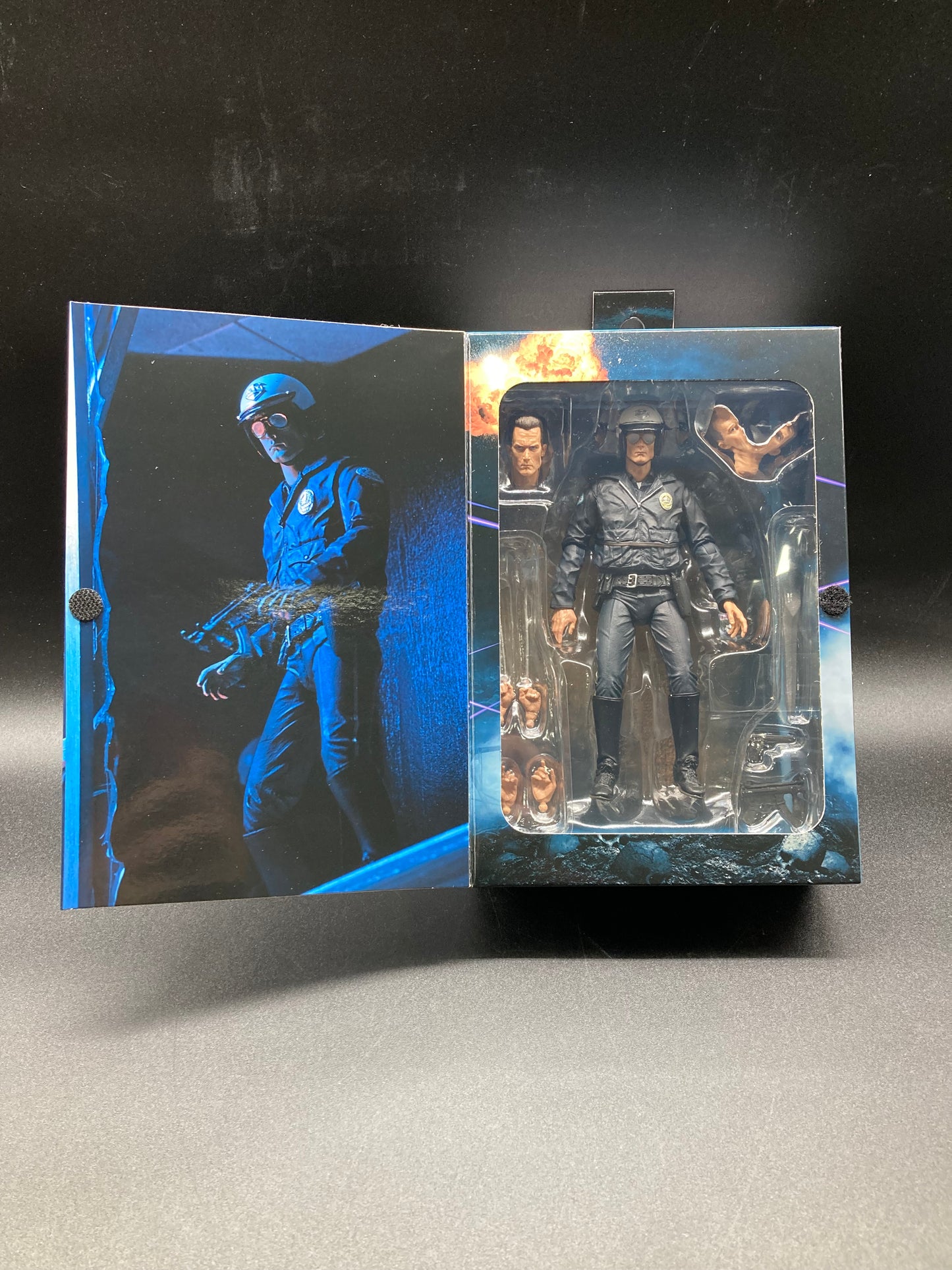 "T-1000 " (Motorcycle Cop) Terminator 2 Ultimate Neca Action Figure