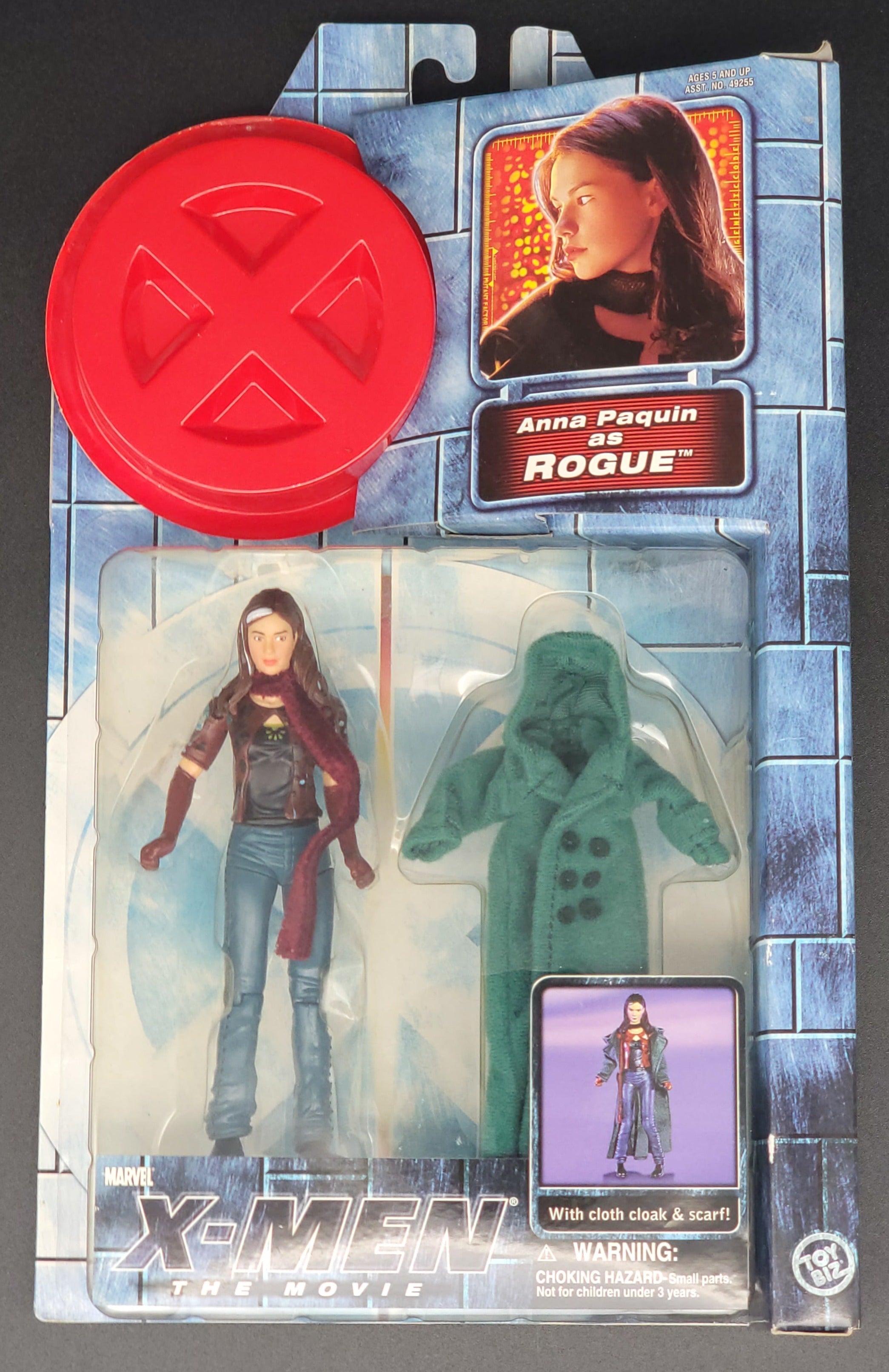 Rogue (green cloak and red scarf) X-Men movie