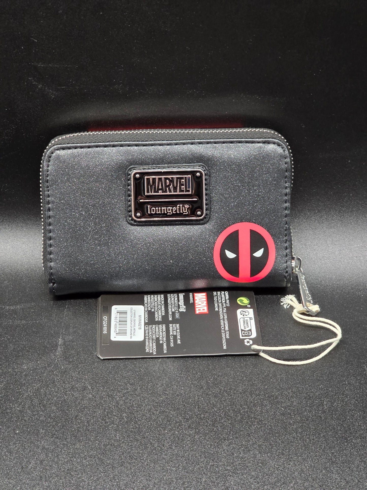 Deadpool Metallic Collection Cosplay Zip-Around Wallet - Loungefly