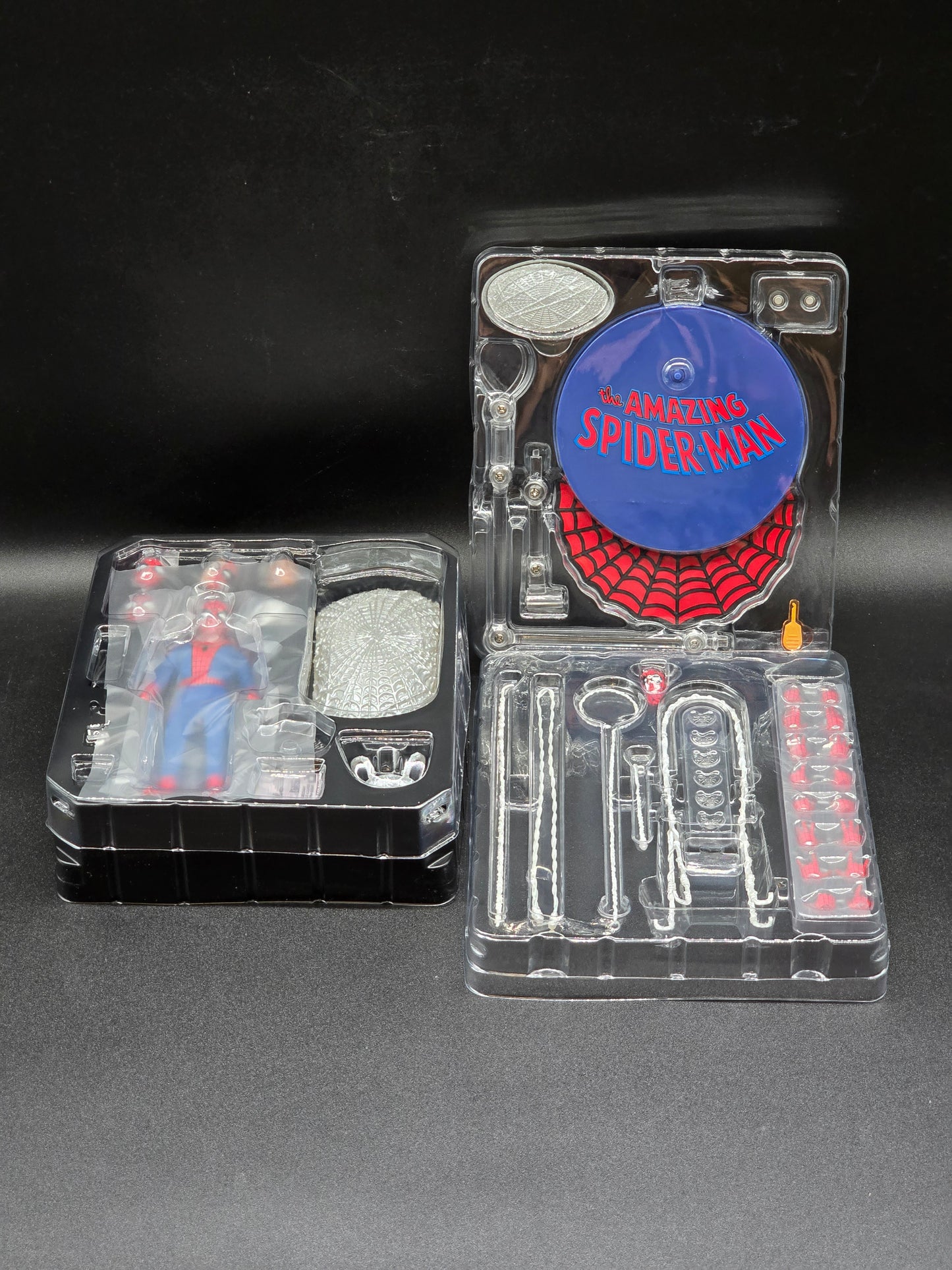 The Amazing Spider-Man One:12 Collective Deluxe Edition Action Figure