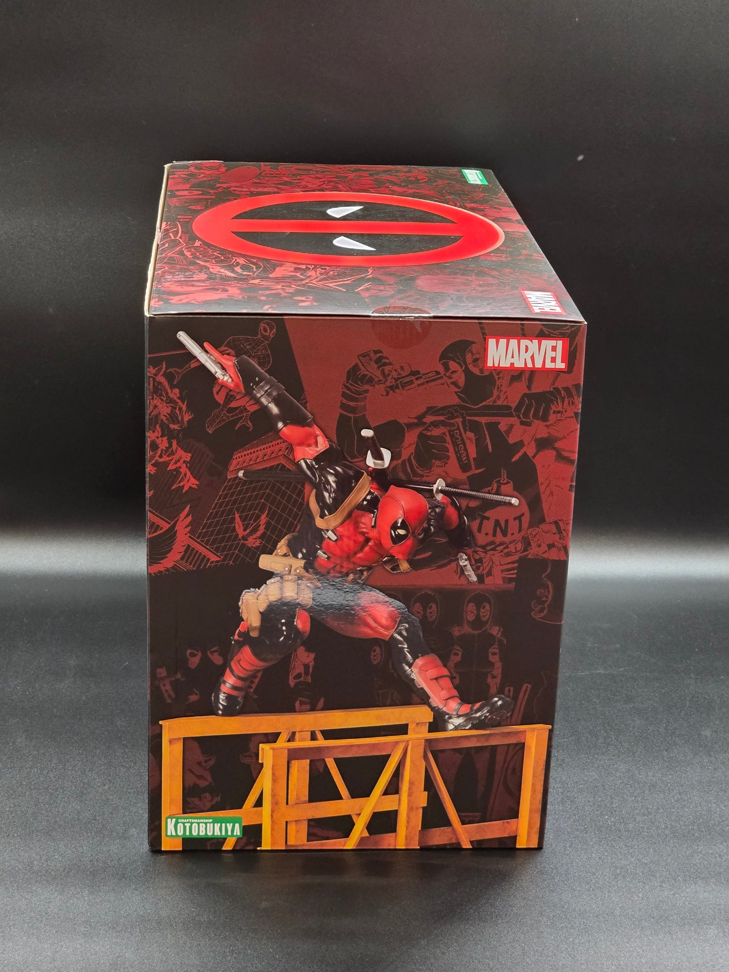 Super Deadpool Artfx Statue CCG Expo X-Force Limited Edition