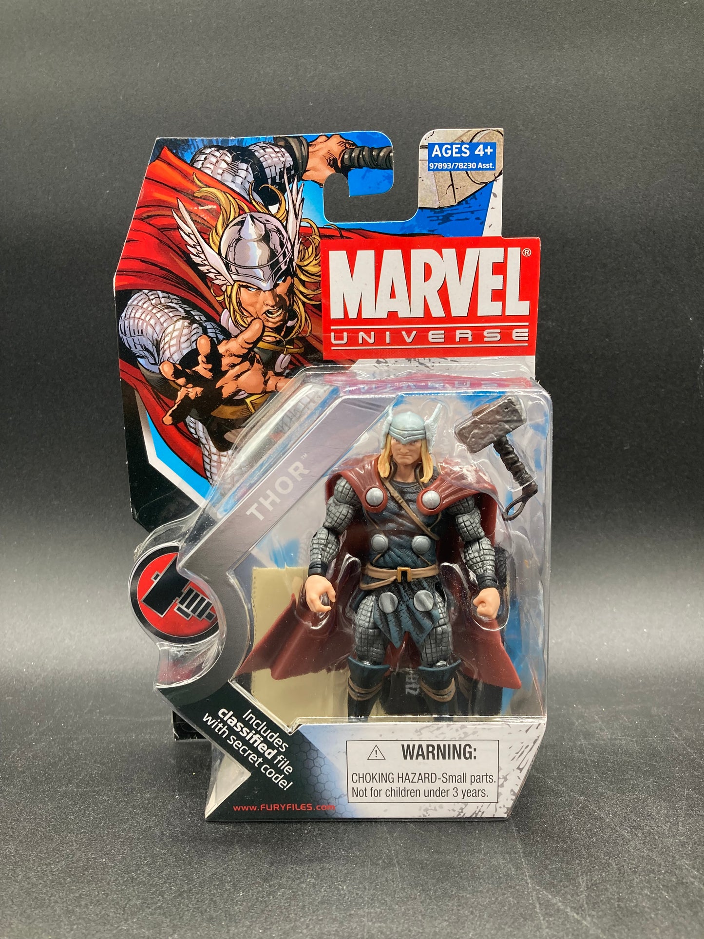 Thor Marvel Universe 3.75 in. Action Figure Hasbro 2009