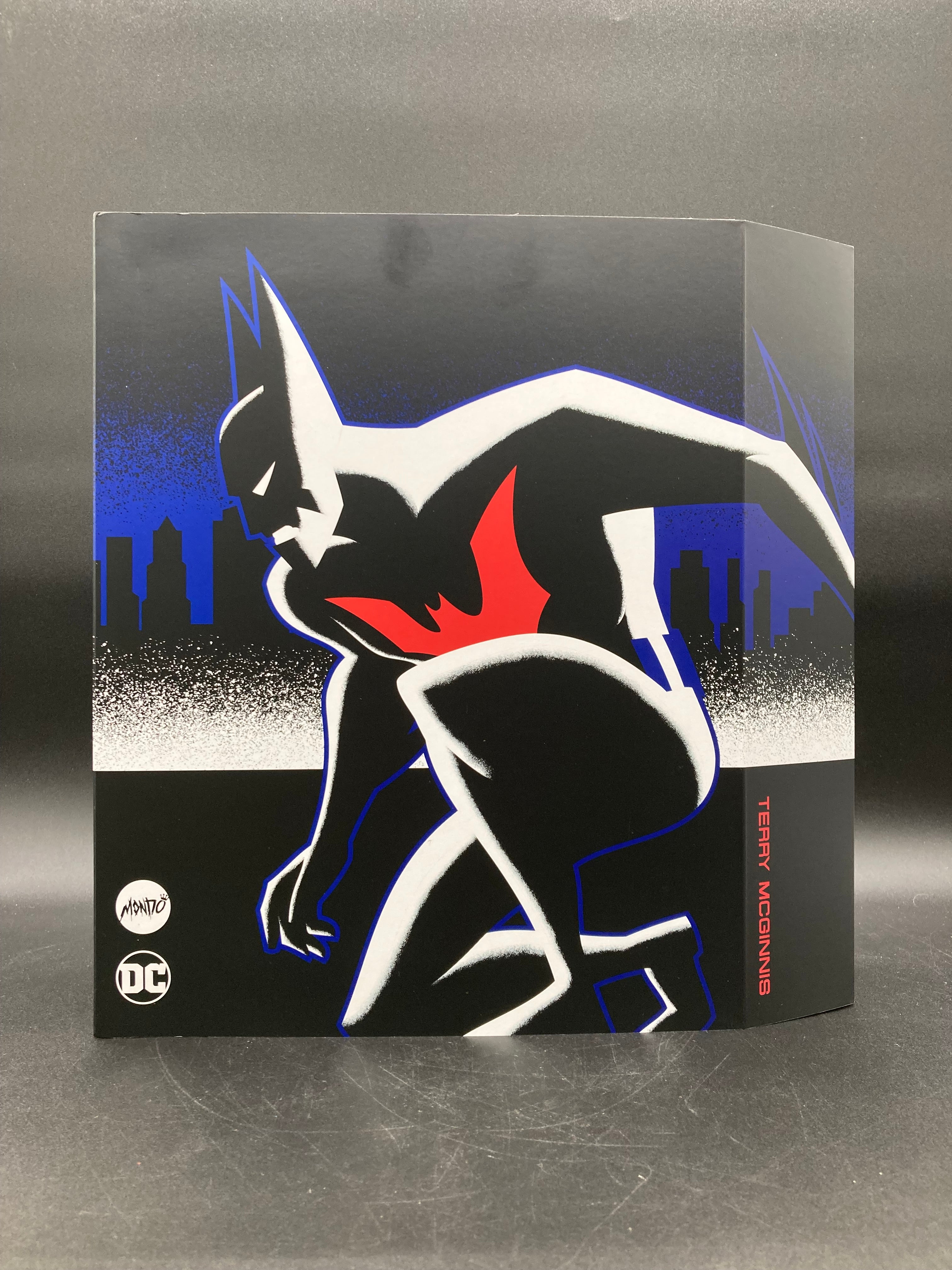 Batman Beyond/Terry McGinnis MONDO 1:6 Scale Figure