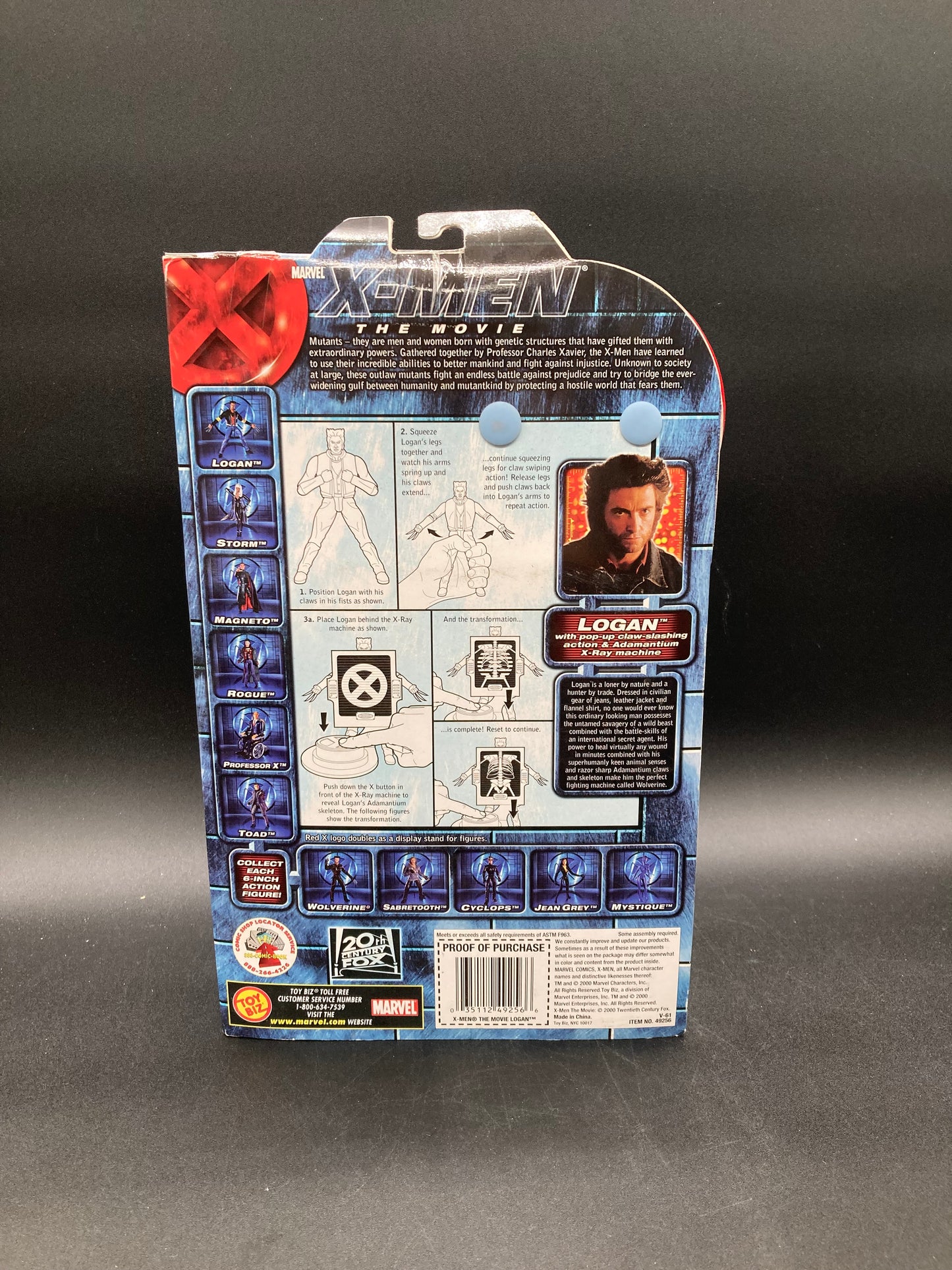 Logan (Red Shirt Variant) X-Men: Movie Action Figure Toybiz 2000
