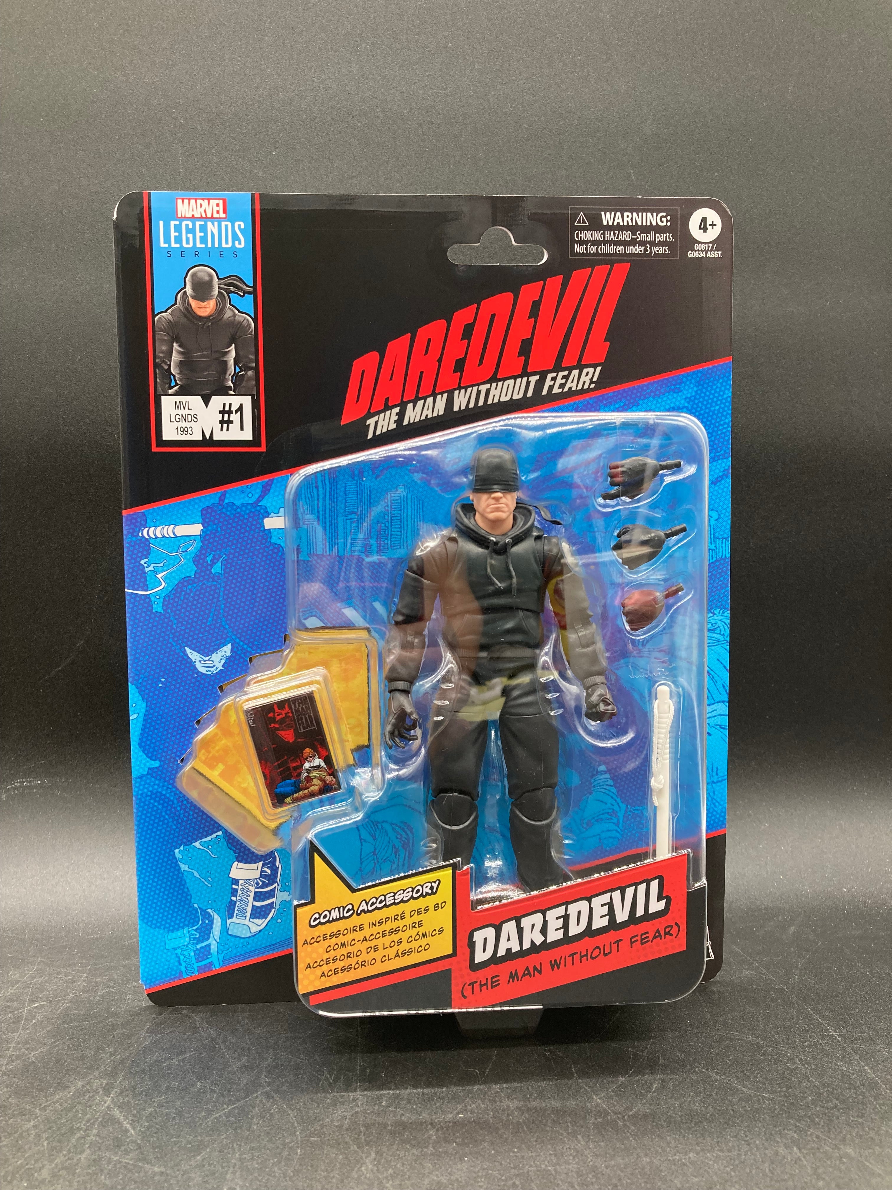 DareDevil Hasbro Marvel Legends DareDevil Man Without Fear #1 Comic Cover Figure