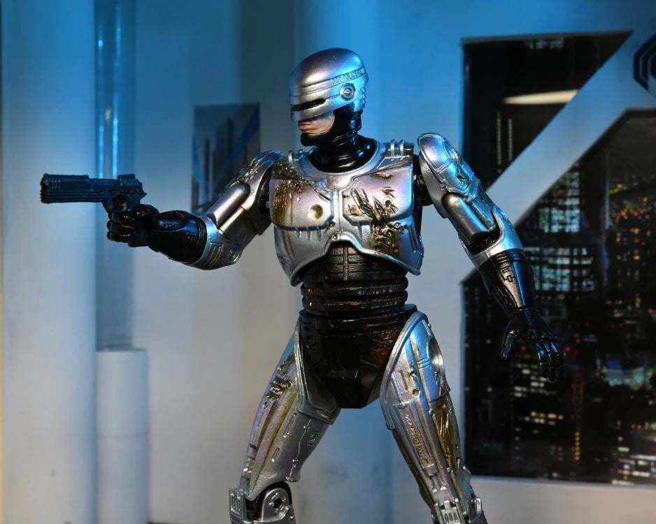 Ultimate Battle Damaged RoboCop with Chair NECA Figure 2021
