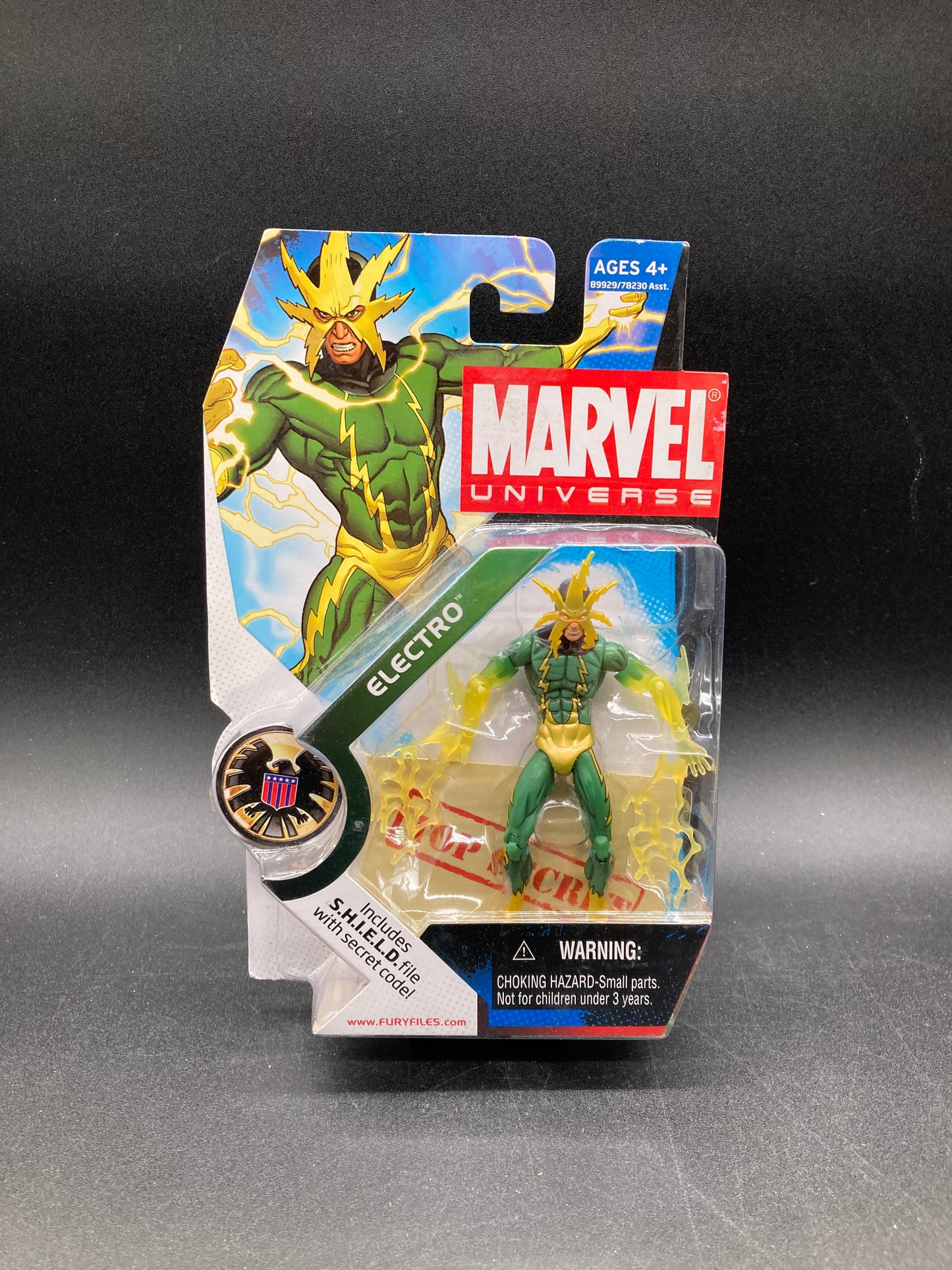 Electro Marvel Universe 3.75 in. Action Figure Hasbro 2009