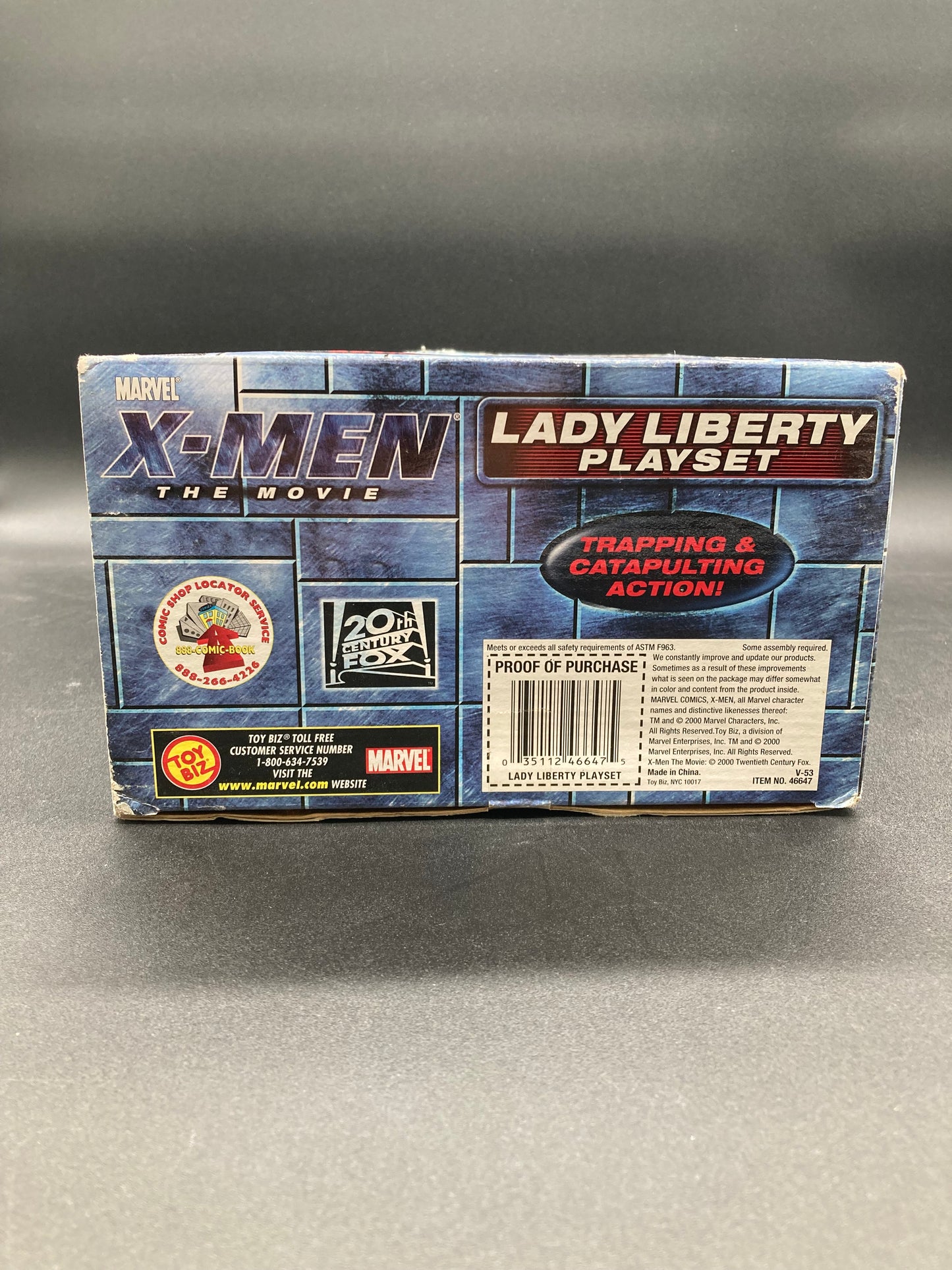 2000 Toybiz X-Men Lady Liberty Playset