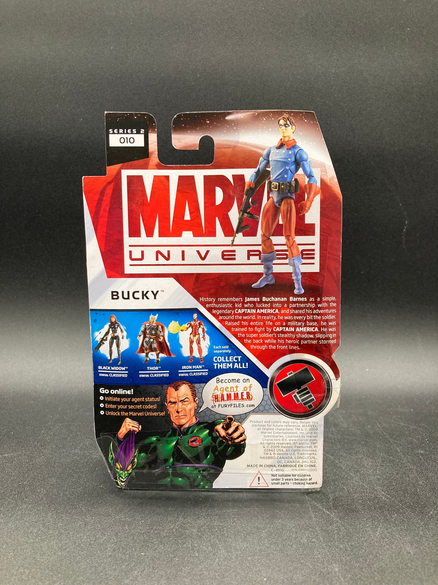 Bucky Marvel Universe 3.75 in. Action Figure Hasbro 2009