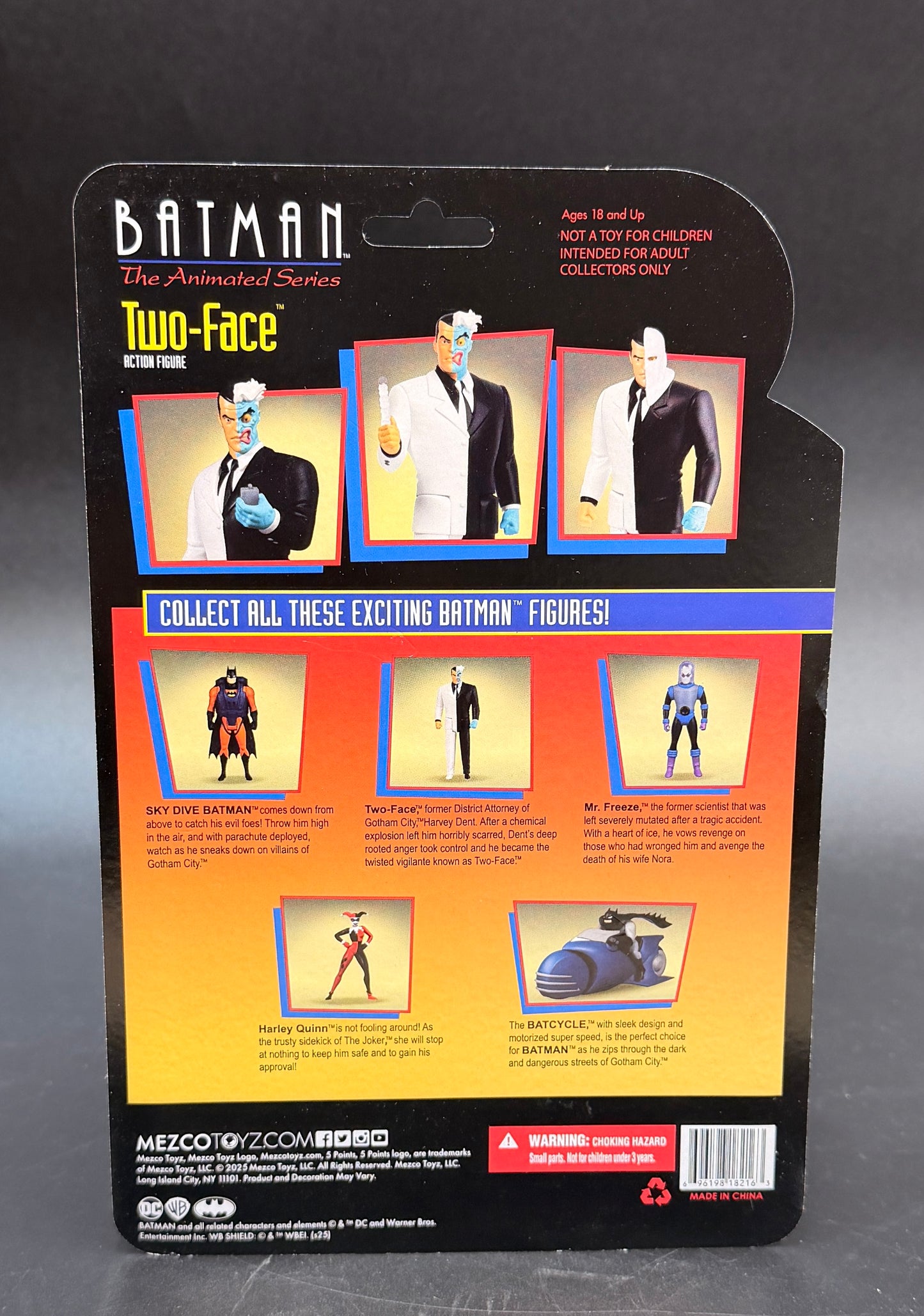 "Two-Face" Batman: The Animated Series (Series 2) 3.75 in. Action Figure Mezco 5 Points 2025