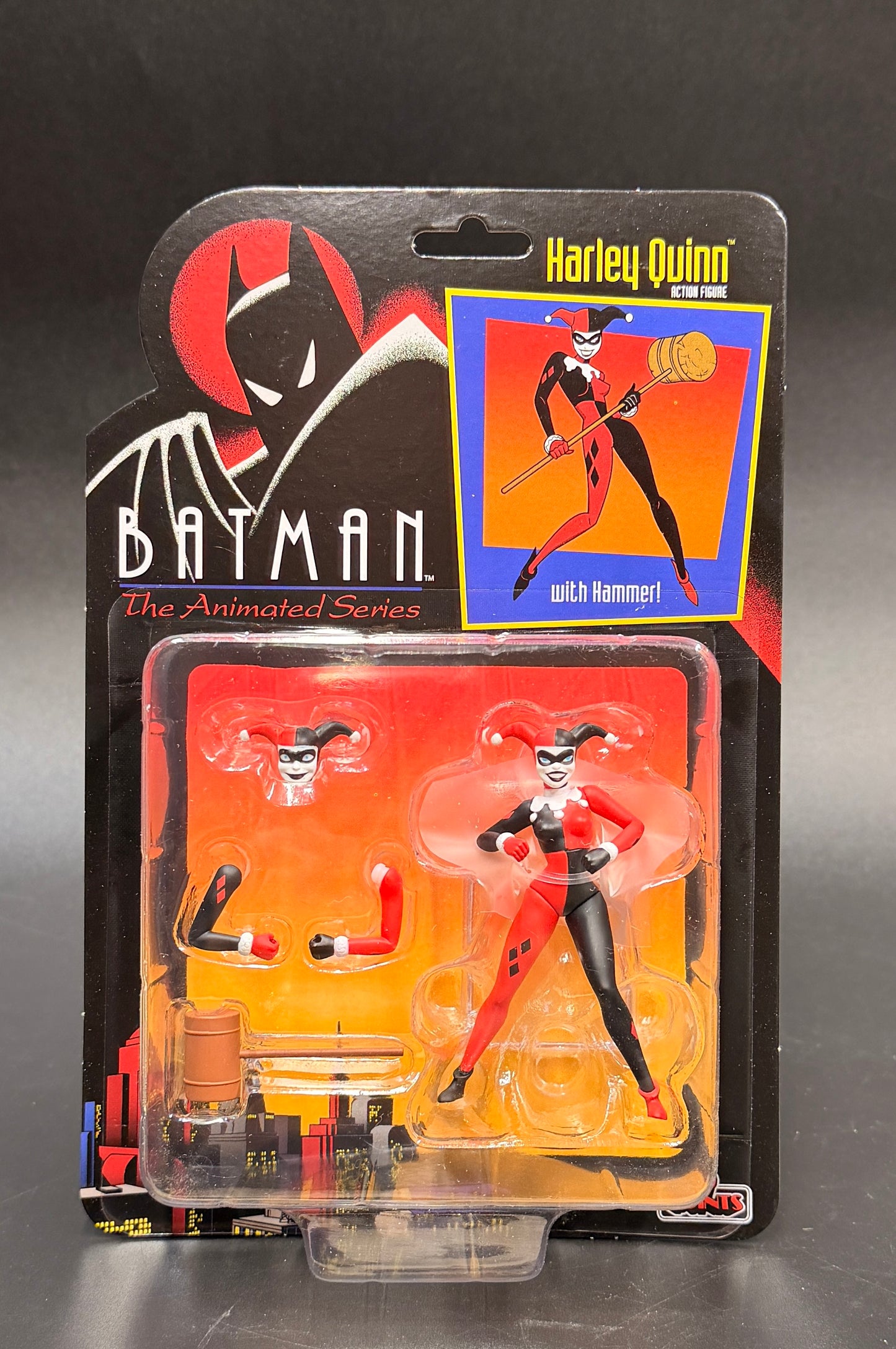 "Harley Quinn" Batman: The Animated Series (Series 2) 3.75 in. Action Figure Mezco 5 Points 2025