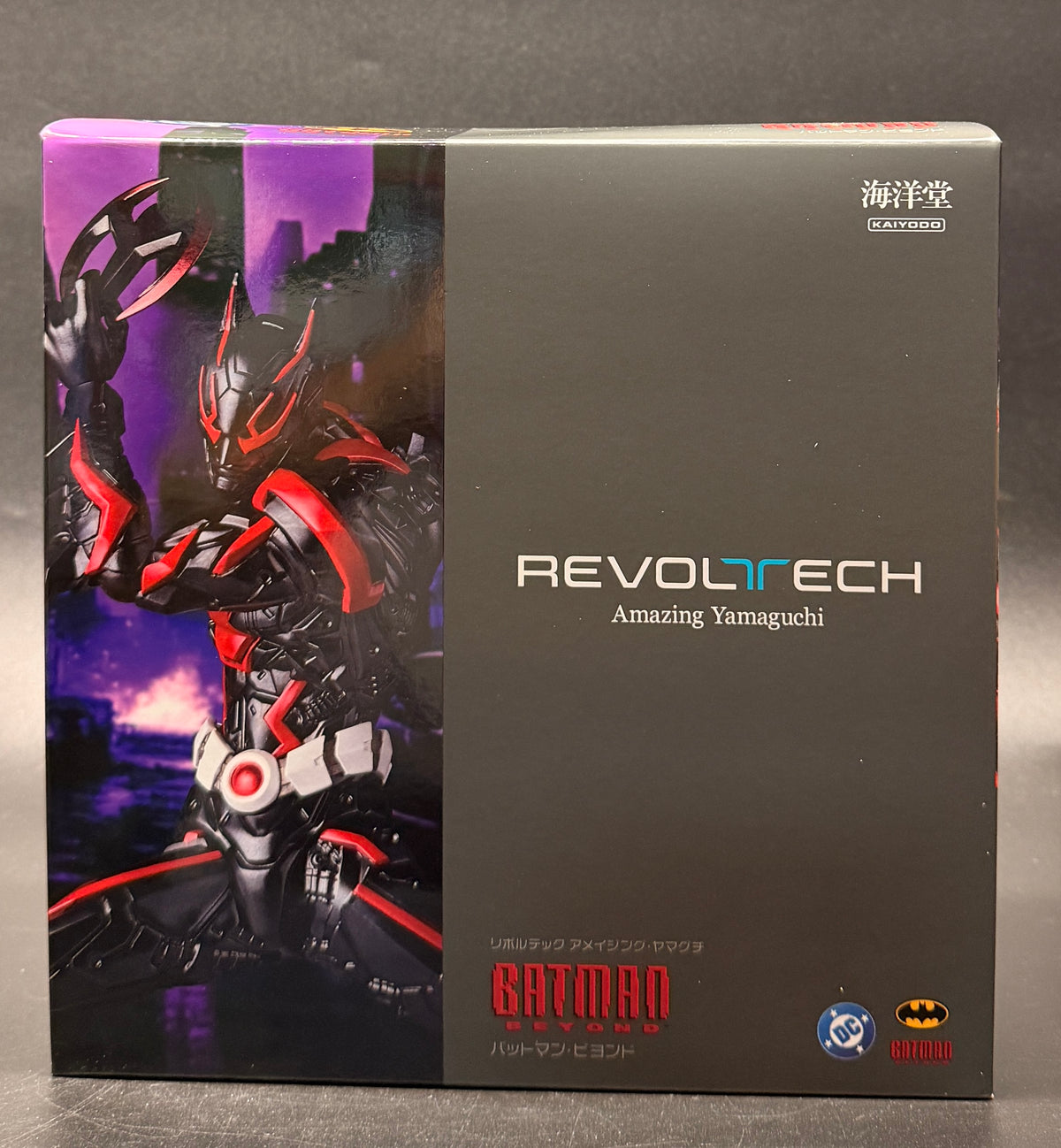Batman Beyond Action Figure DC Amazing Yamaguchi Revoltech 2026