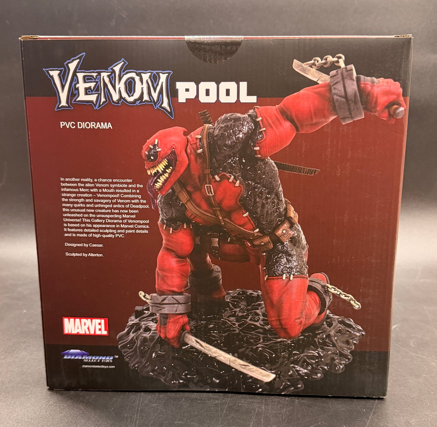 VenomPool Marvel Gallery Statue Diamond Select