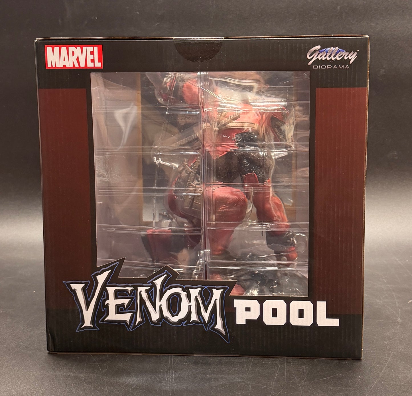 VenomPool Marvel Gallery Statue Diamond Select