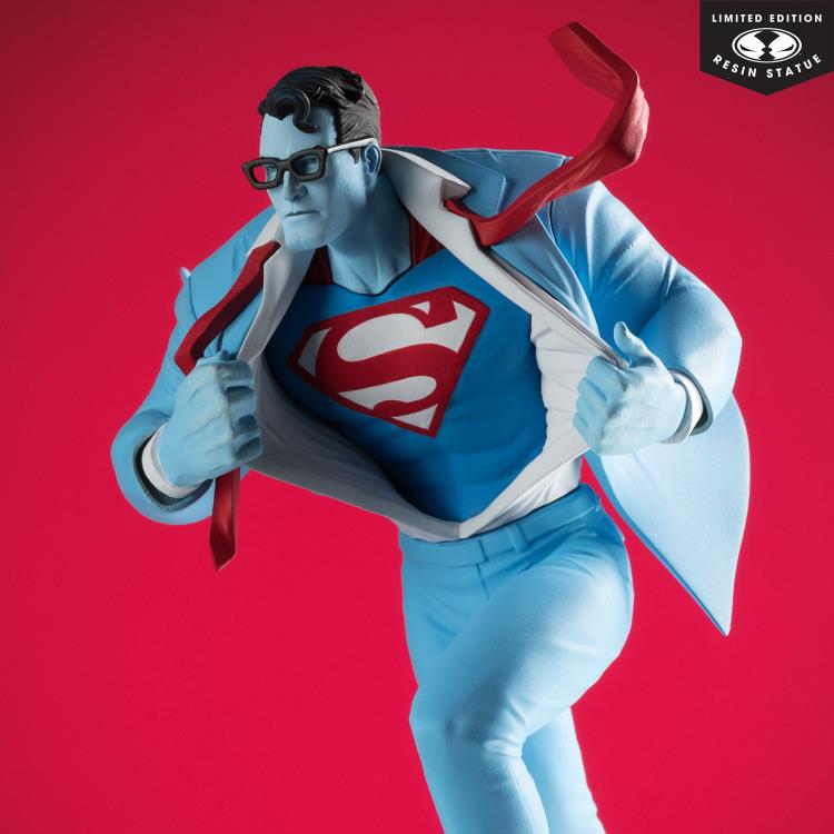 Superman Red and Blue 1/10 Scale Limited Edition Statue (Clayton Henry) DC Direct Mcfarlane