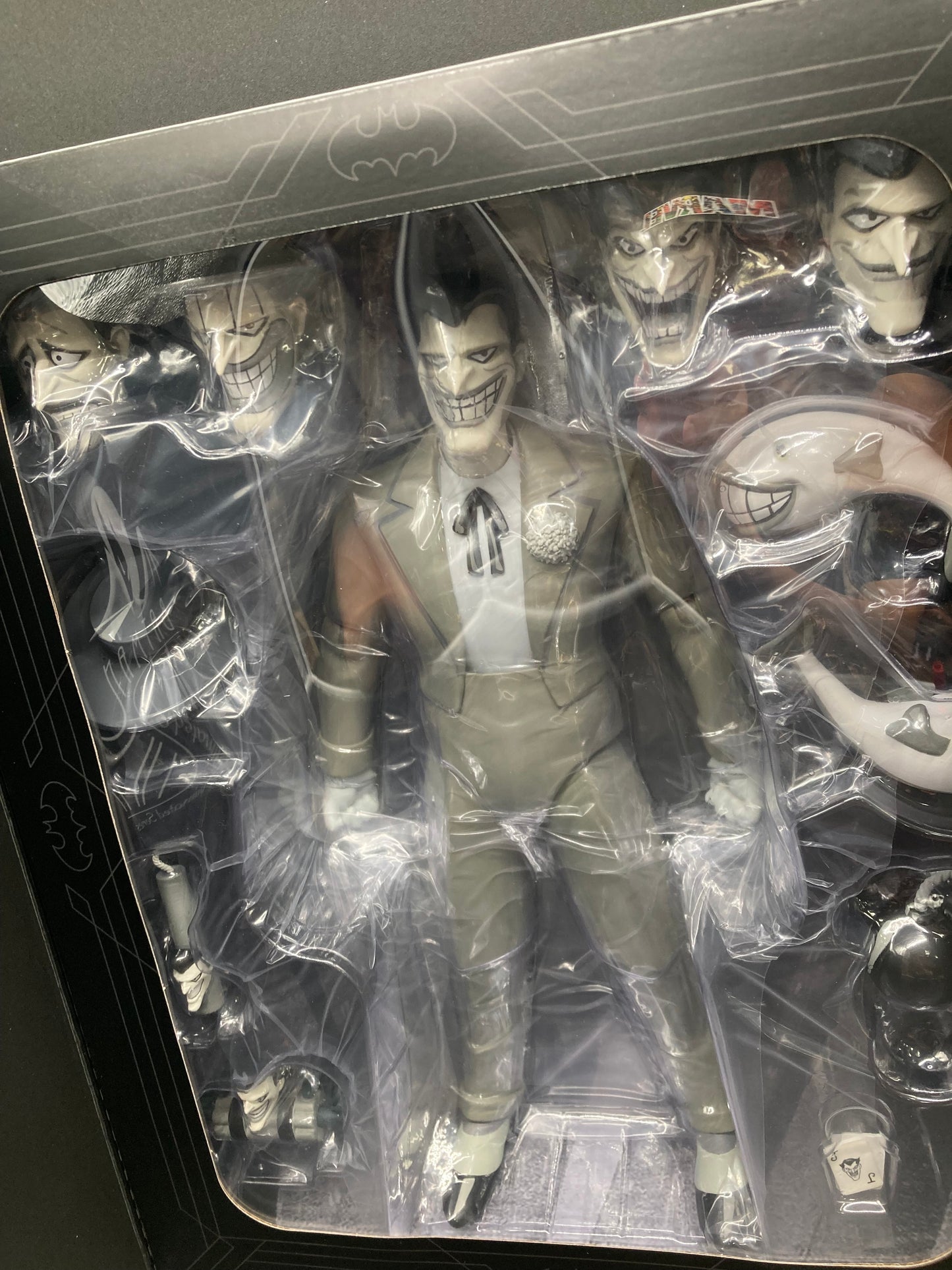 The Joker (Noir Ver.) MONDO Batman: The Animated Series 1/6 Scale BBTS Exclusive Limited Edition Figure