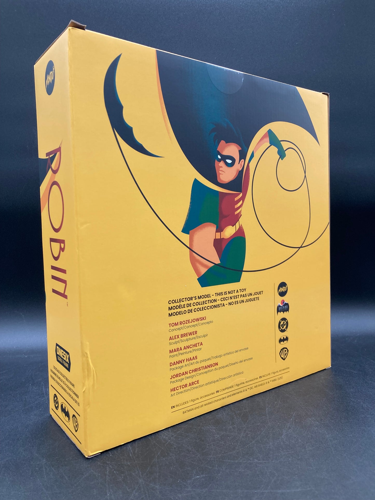 Robin MONDO Batman: The Animated Series - Limited Edition SDCC Exclusive 1/6 Scale Figure