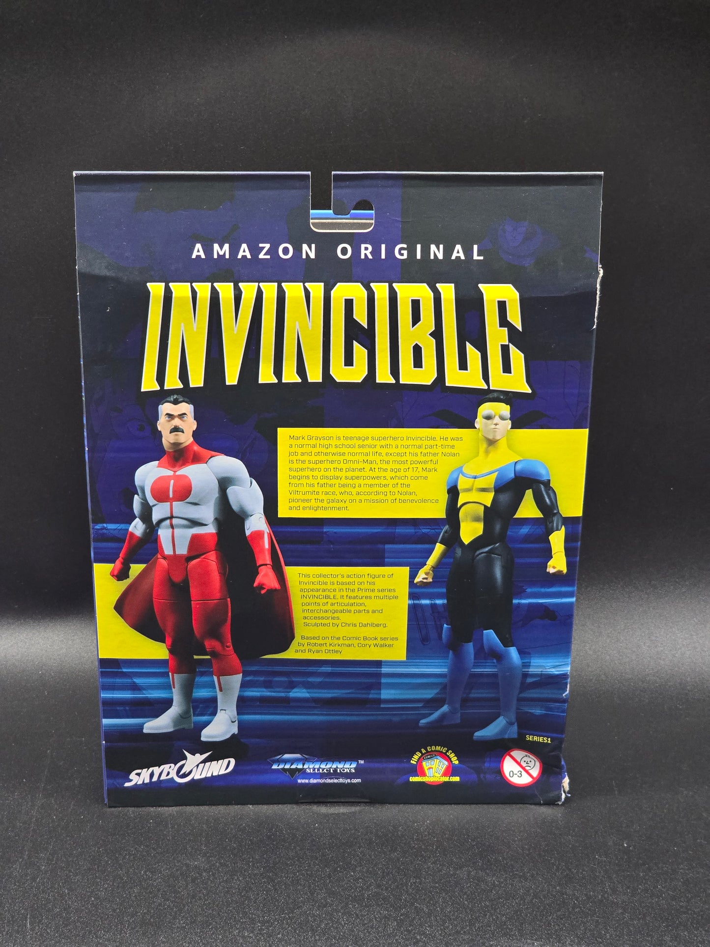 Invincible Amazon Original Deluxe Figure signed by Ryan Ottley w/COA