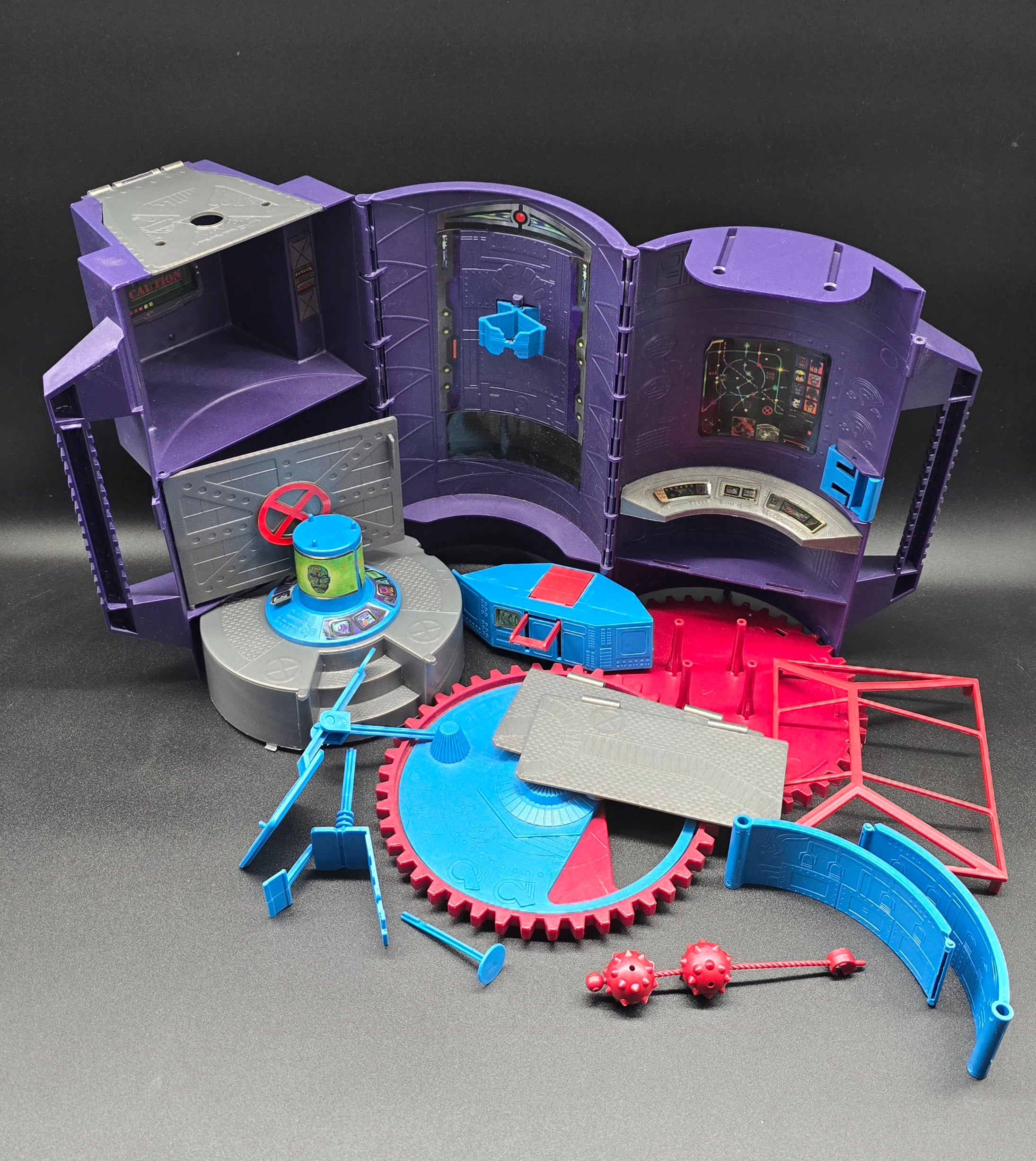 X-Men Headquarters Playset 1995 Toybiz (Open) – Uncanny Toys