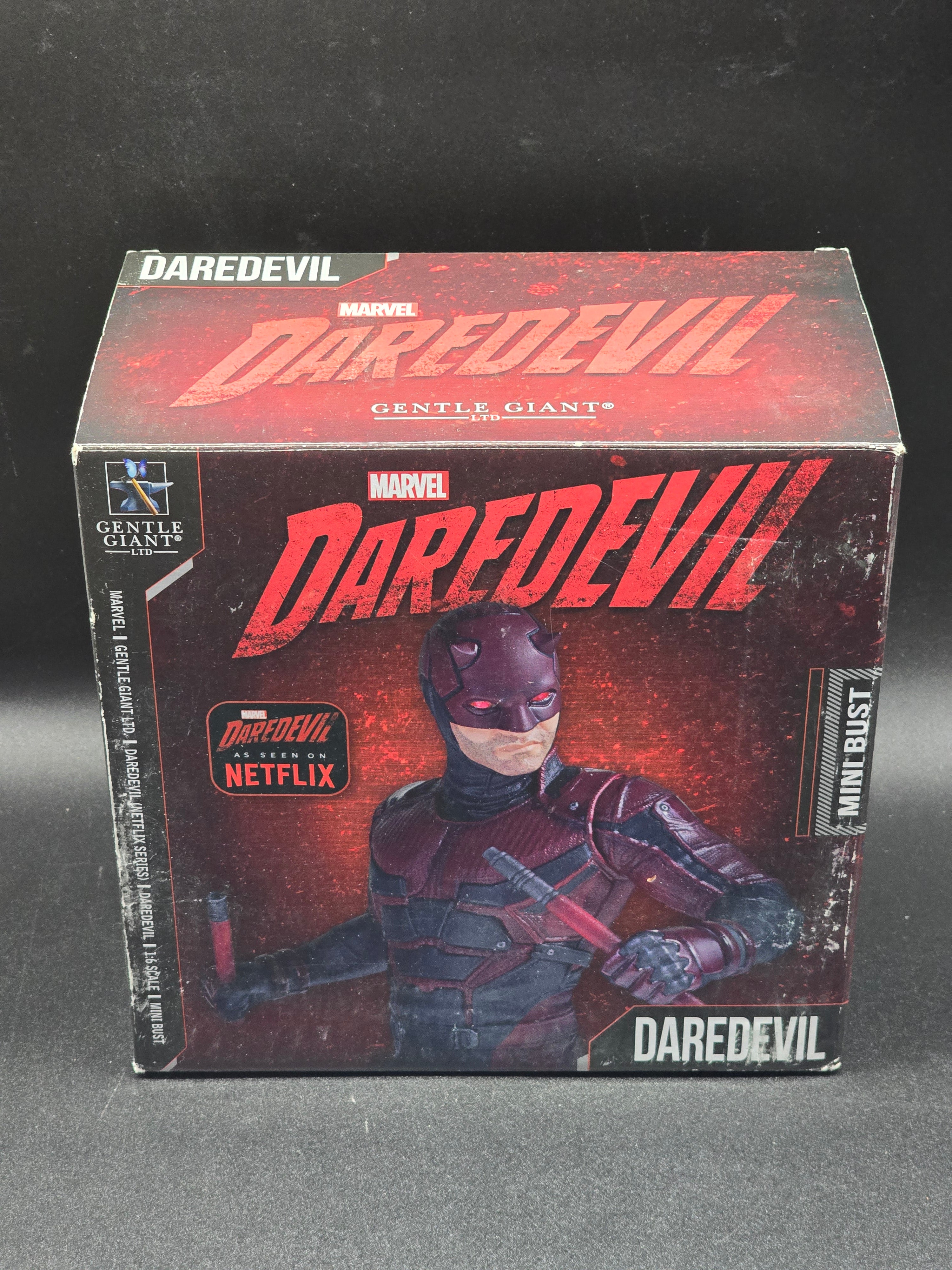 Daredevil Netflix Statue Mini Bust – Uncanny Toys & More