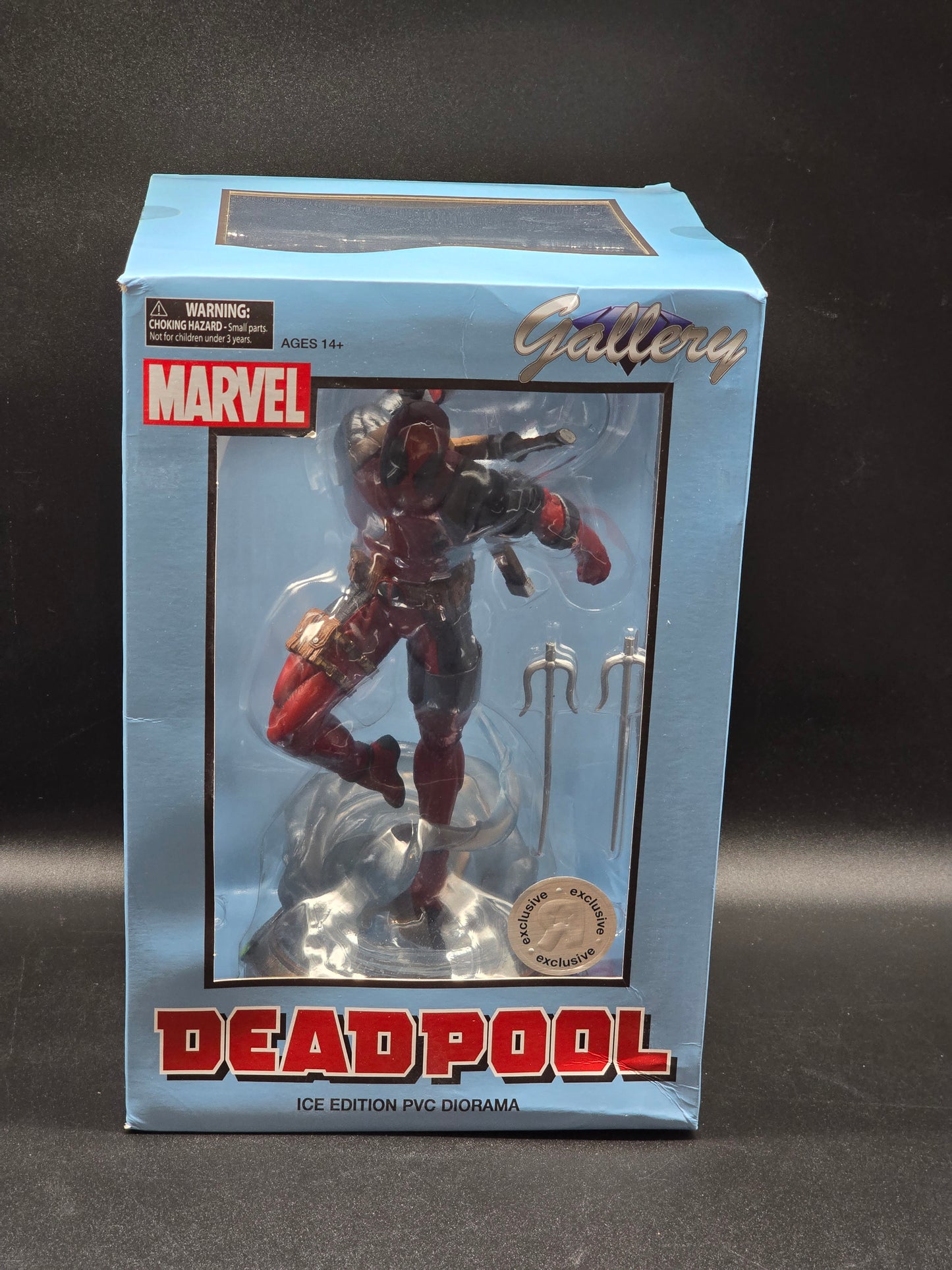 Deadpool Ice Edition Toys R Us Exclusive Statue