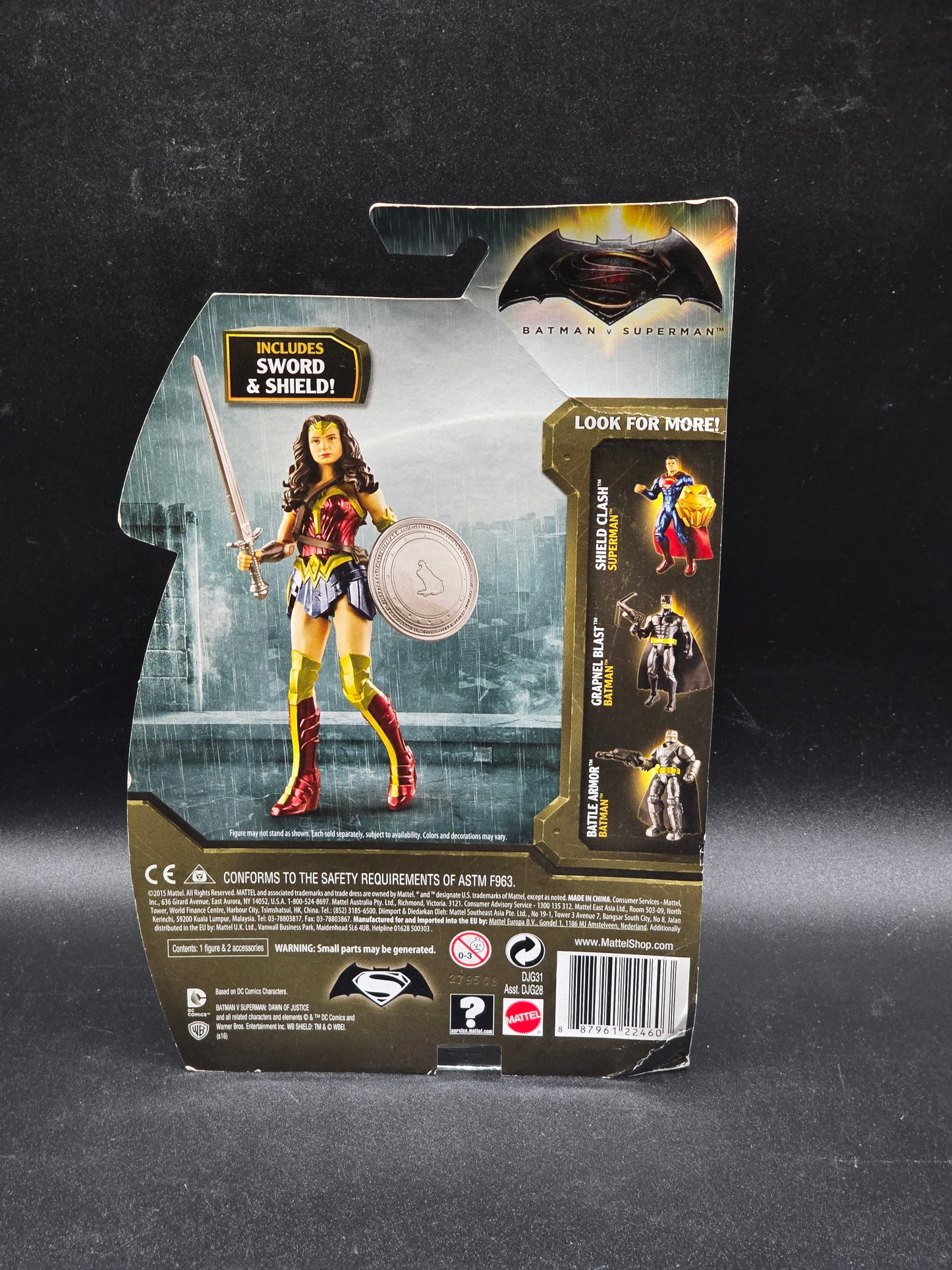 Wonder Woman Batman vs Superman movie DC Comics 2015 (open)