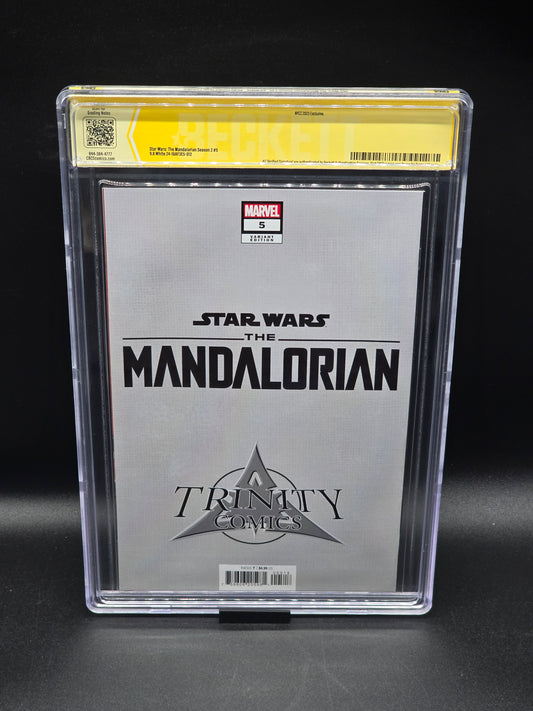 MANDALORIAN #5 NYCC VIRGIN DRESS SIGNED BY ROSARIO DAWSON  CBCS 9.8