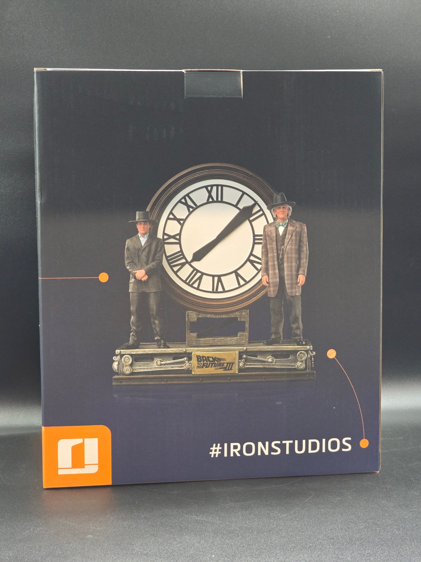 Back to the Future Part III Marty and Doc at the Clock 1/10 scale BDS Art Deluxe Iron Studios Statue Limited Edition