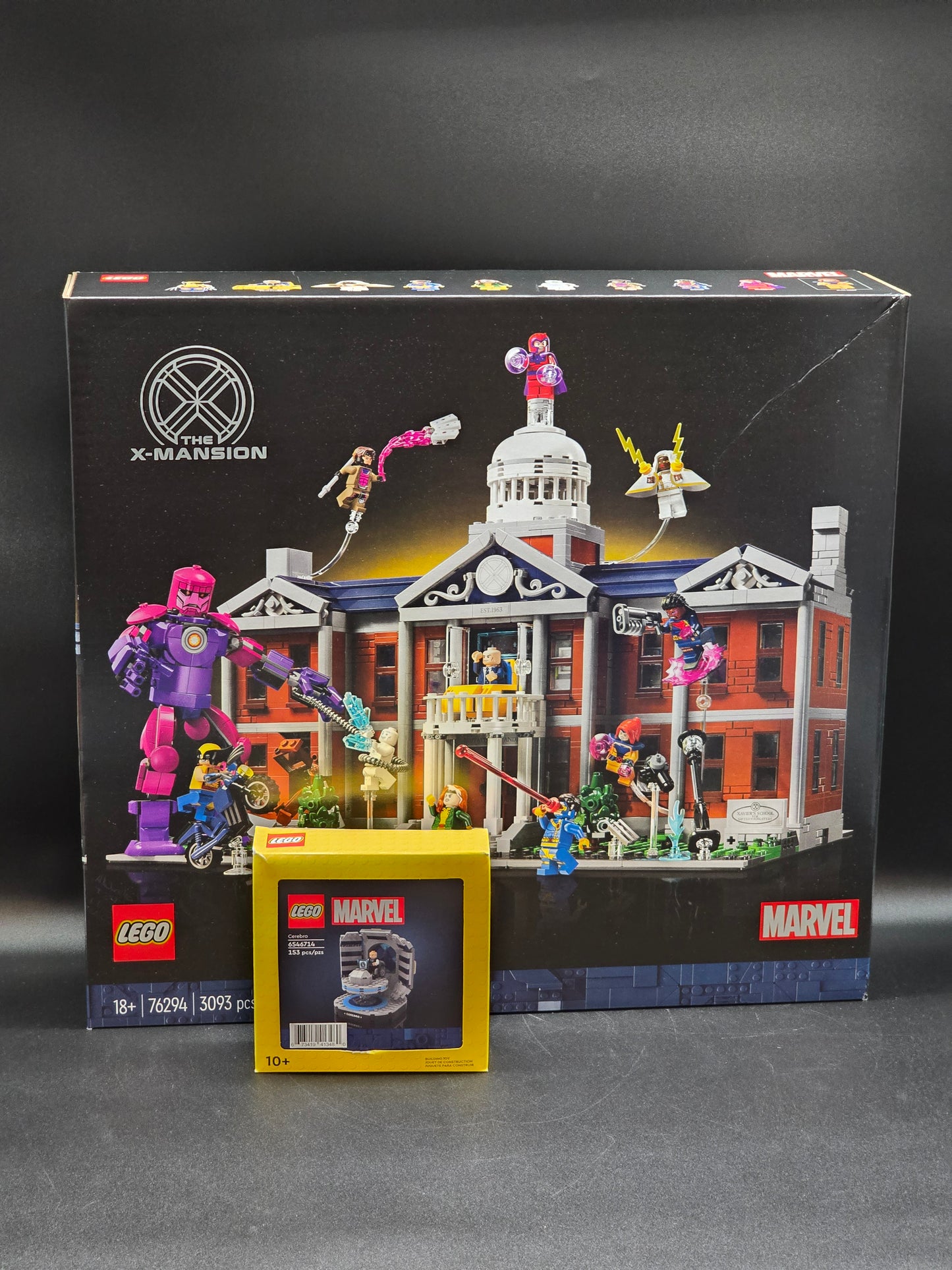 X-Men: The X-Mansion Lego set 76294 and Cerebro set 5009015