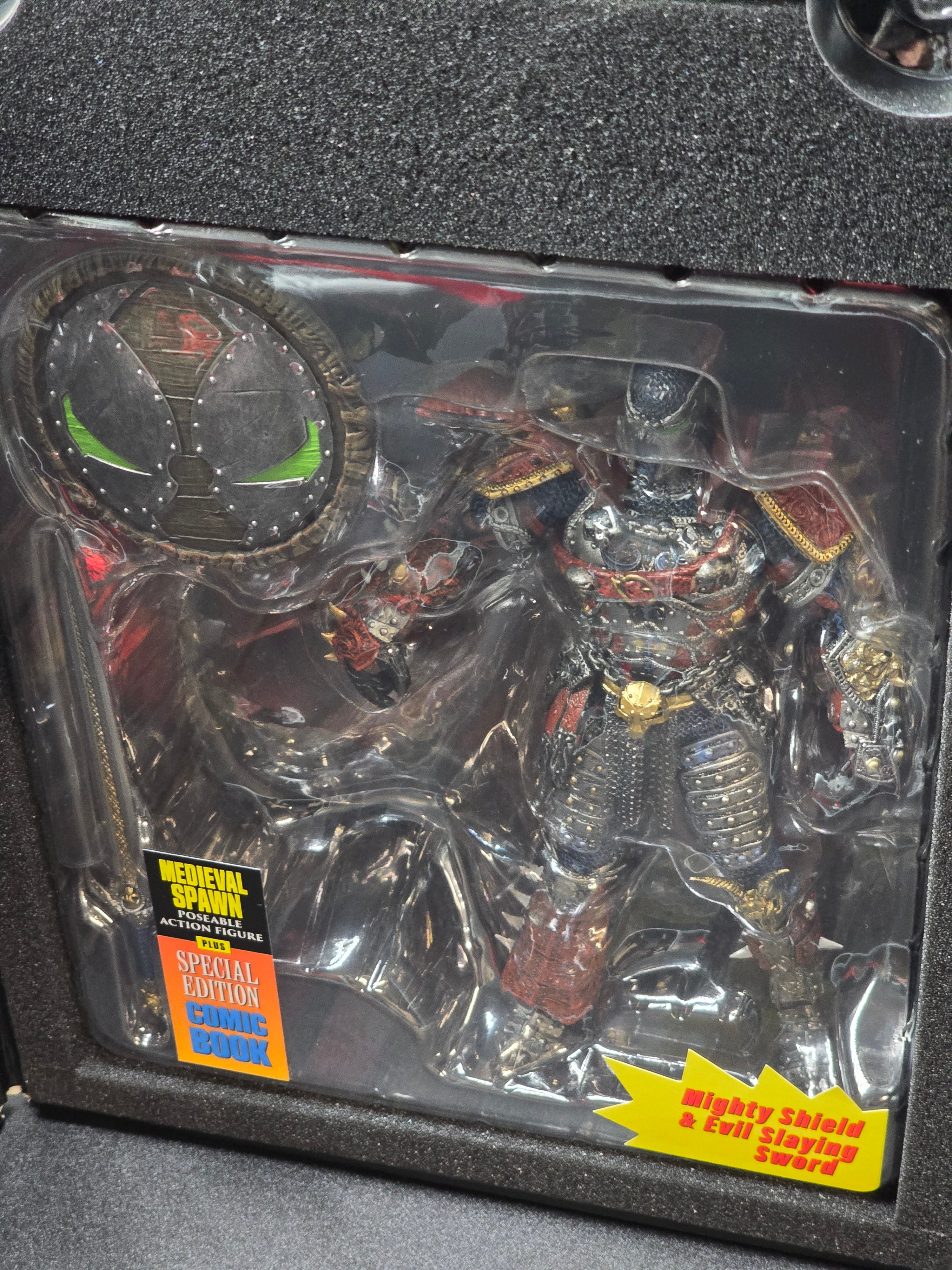 CLASSIC BLUE MEDIEVAL SPAWN McFarlane Kickstarter – Uncanny CLASSIC BLUE MEDIEVAL SPAWN McFarlane Kickstarter – Uncanny