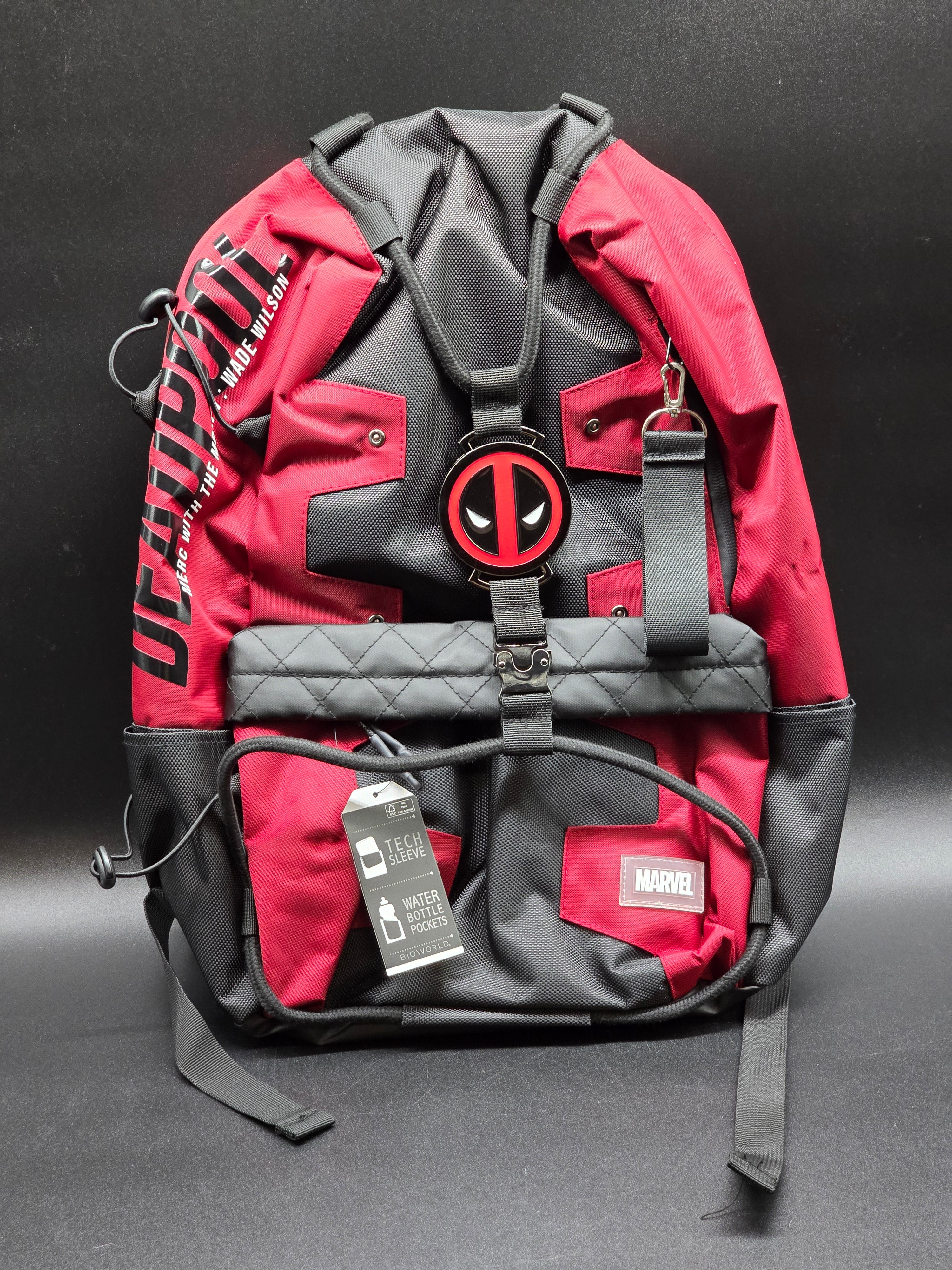 Marvel Deadpool Deadpool Suit Up Character 18” Backpack Bioworld