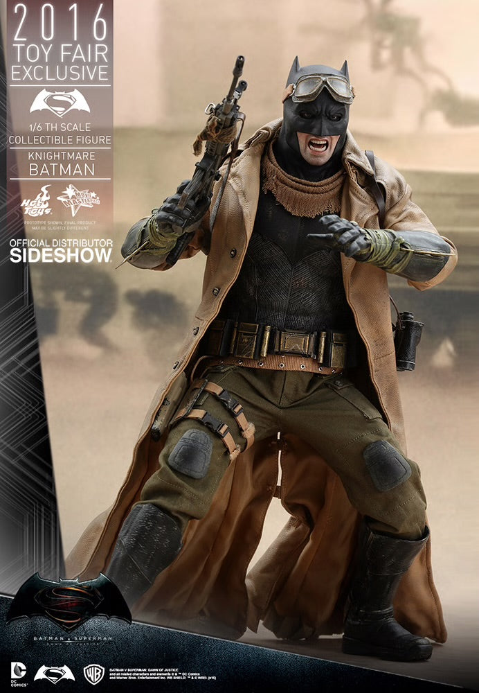 Knightmare Batman Hot Toys Sideshow Collectibles Exclusive Sixth Scale Action Figure (Open)