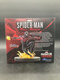 Spider-Man: Miles Morales Diamond Select Gallery Spider-Man GamerVerse Figure Diorama