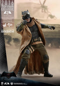 Knightmare Batman Hot Toys Sideshow Collectibles Exclusive Sixth Scale Action Figure (Open)
