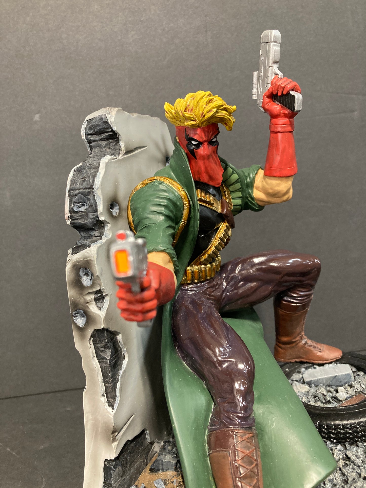 WildCATs Grifter Image/DC Comics Jim Lee Clayburn Moore Statue w/card (Open)