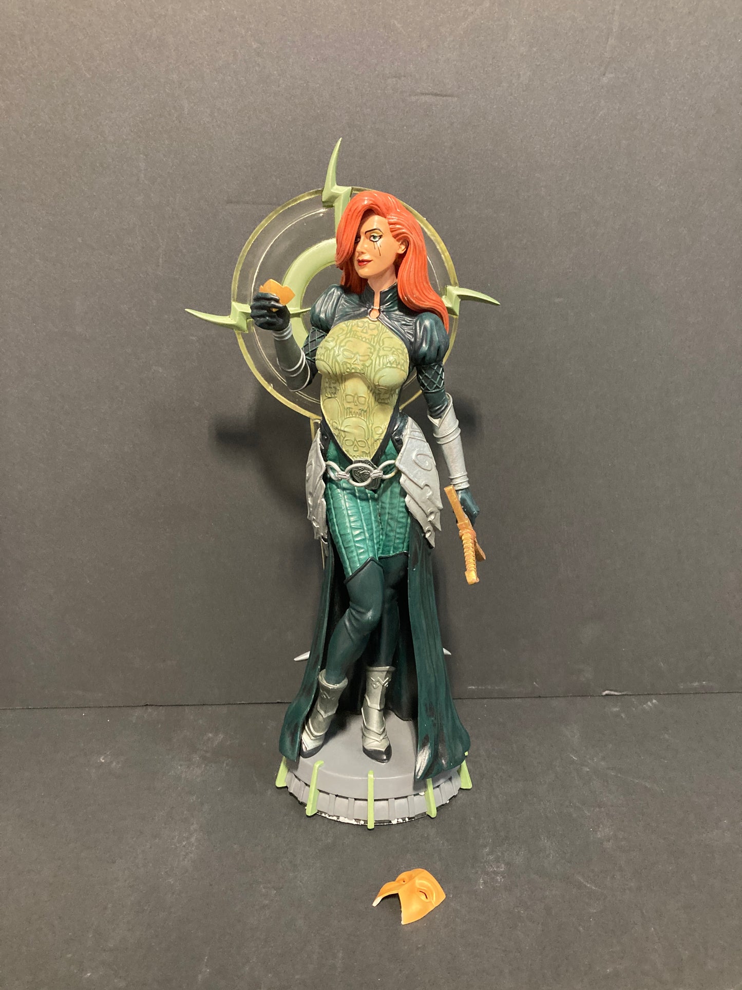 Dawn Dynamite Presents Limited Edition 285/705 Statue (Open)