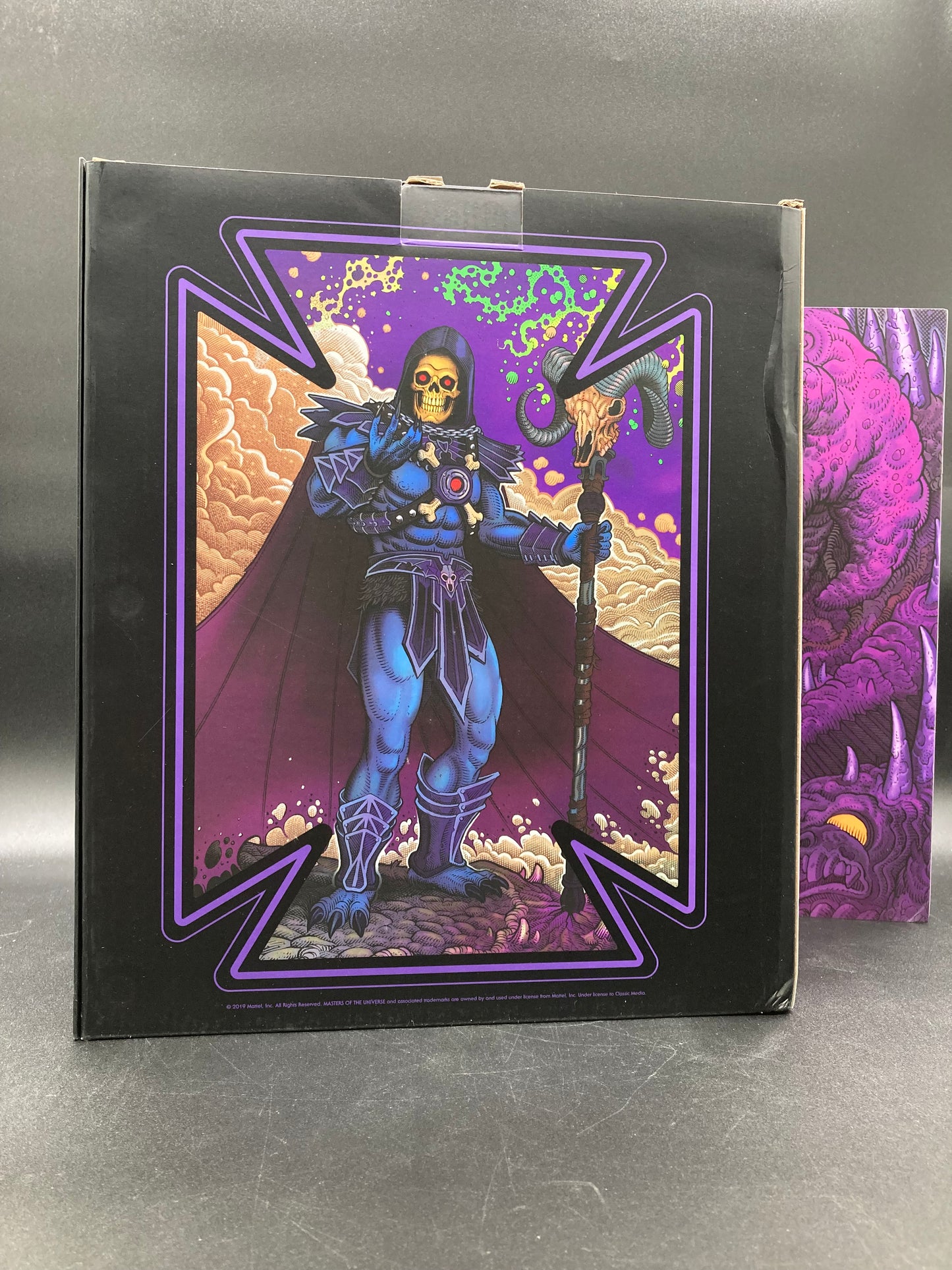 Skeletor MONDO 1/6 Scale Hot Topic Glow-In-The-Dark Figure