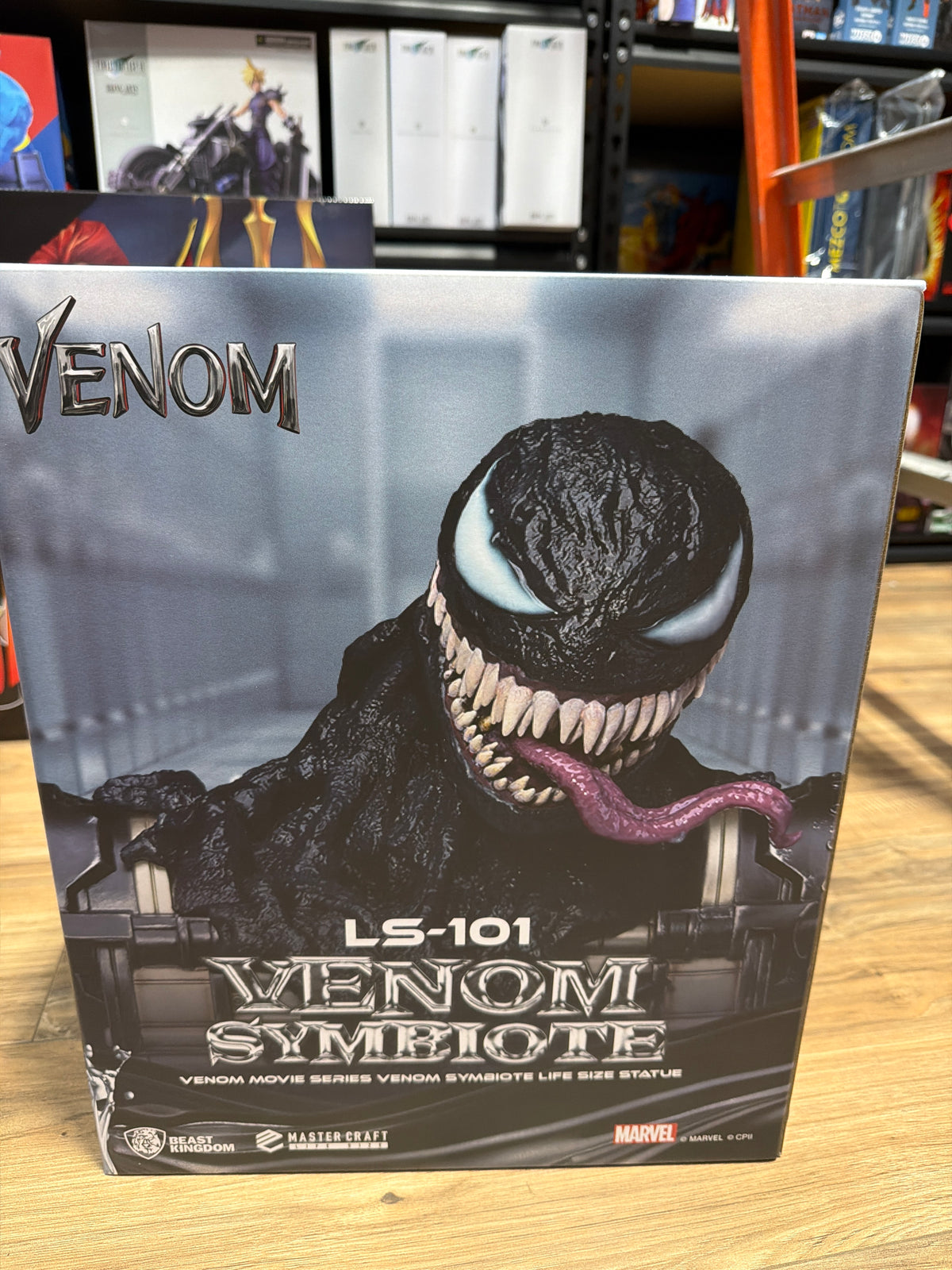 Venom Symbiote 1:1 Scale Statue LS-101 Beast Kingdom