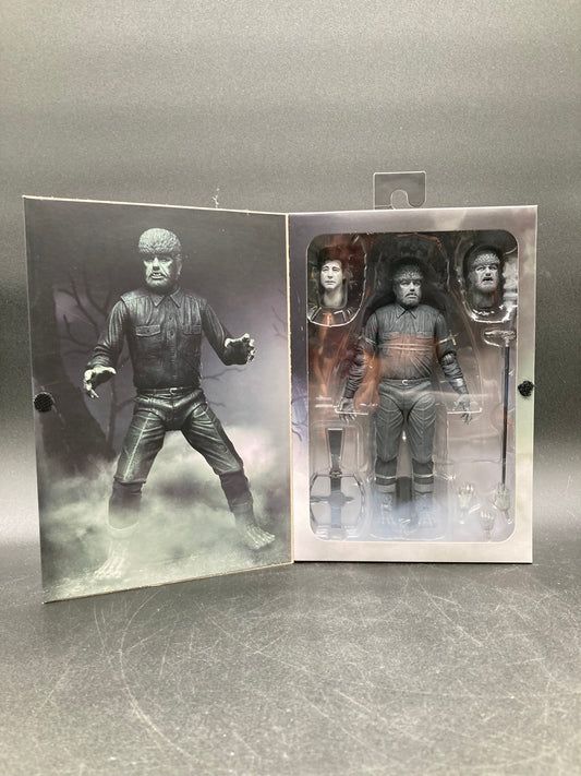 Ultimate Wolf Man NECA Universal Monsters Figure