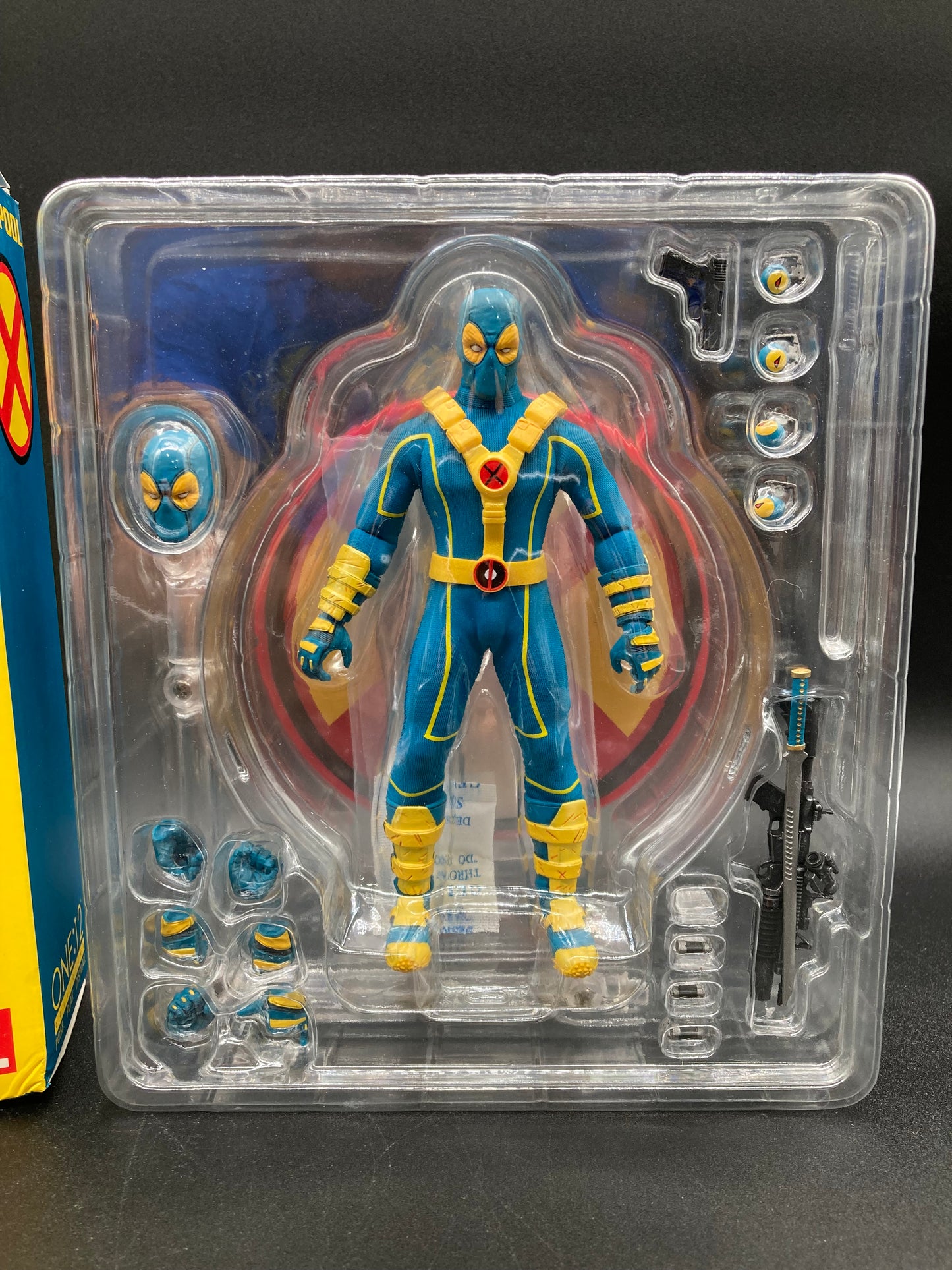 Deadpool X-Men One:12 Collective Mezco Marvel Action Figure PX Exclusive