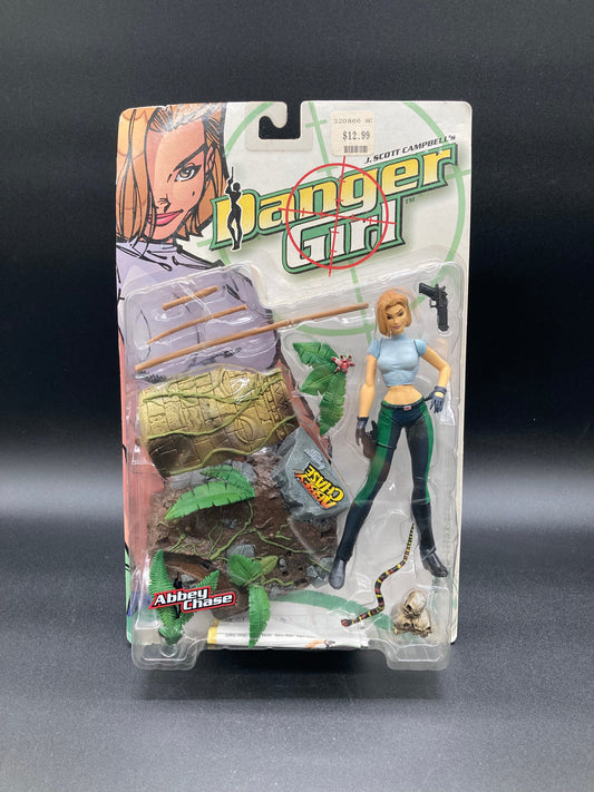 Abbey Chase McFarlane Toys Danger Girl Figure 1999