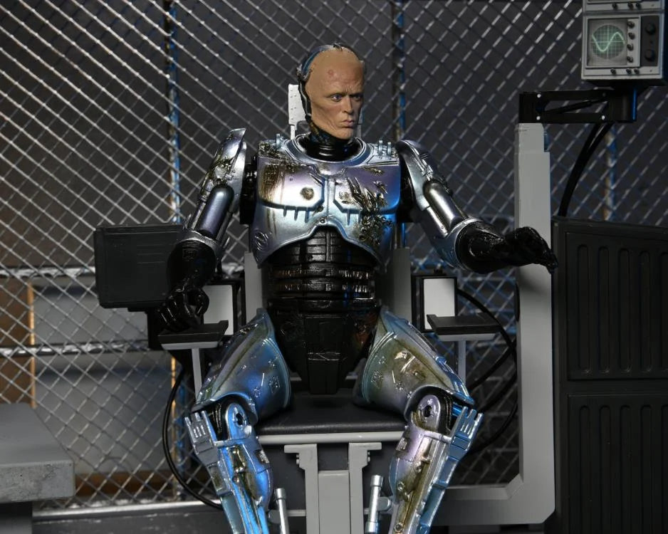 Ultimate Battle Damaged RoboCop with Chair NECA Figure 2021