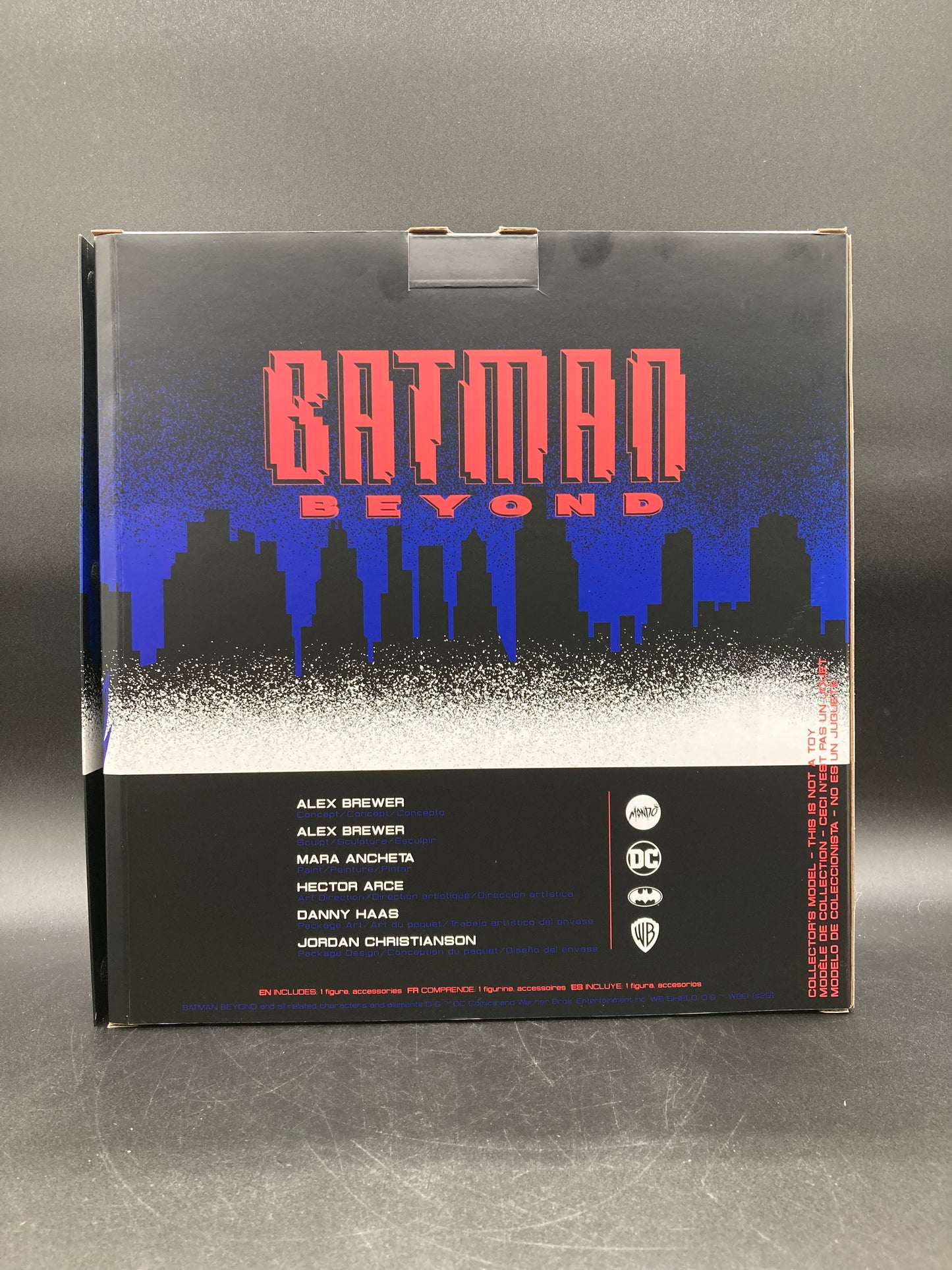 Batman Beyond/Terry McGinnis MONDO 1:6 Scale Figure