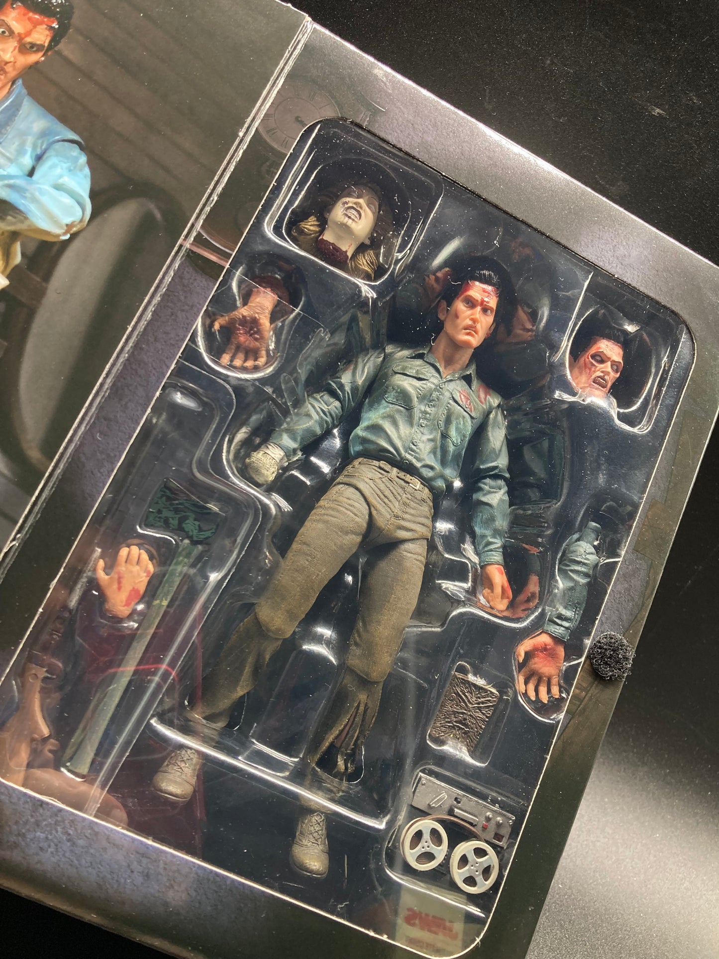 Evil Dead 2: Dead By Dawn NECA Ash Williams Figure 2016