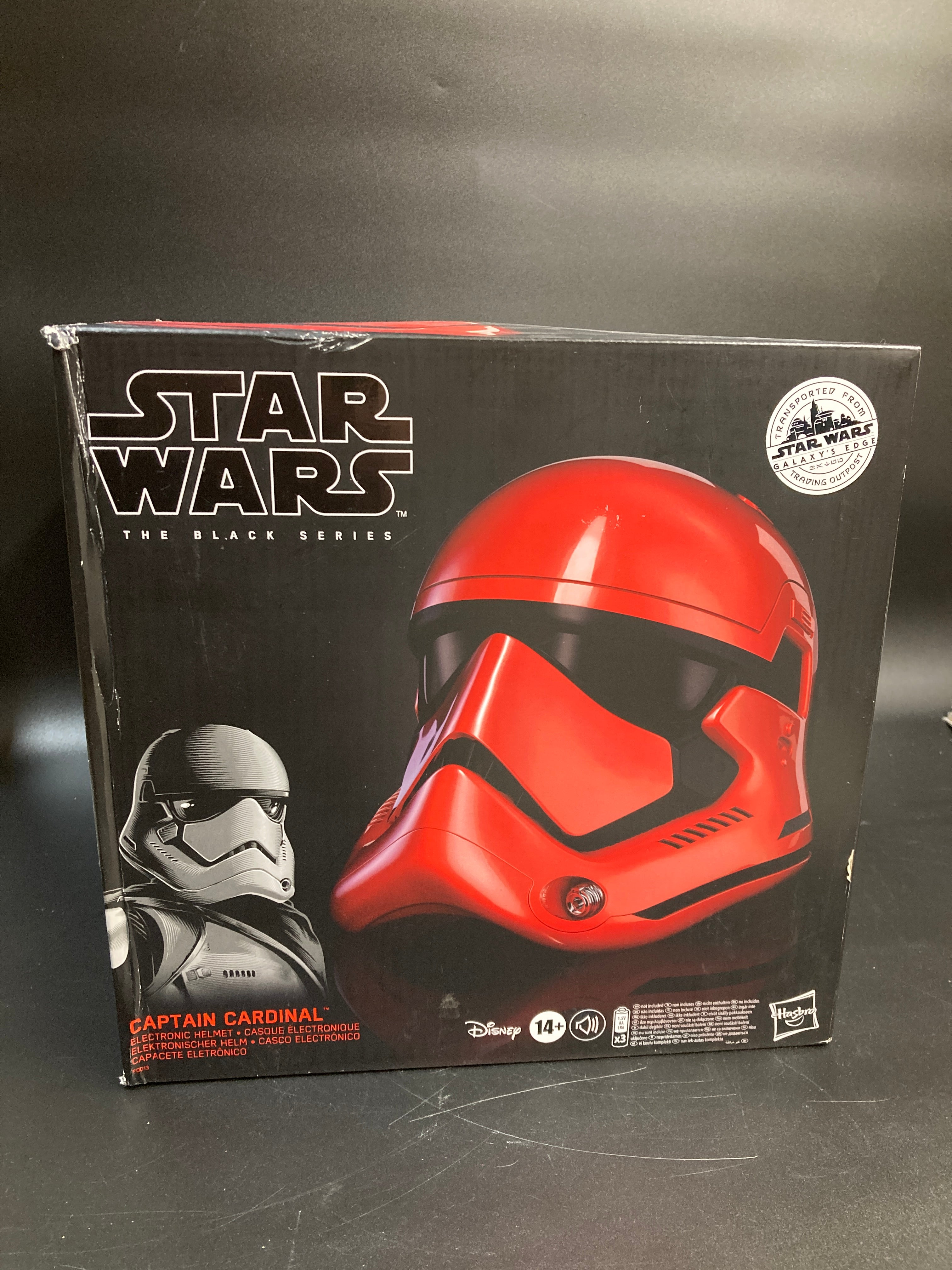 Captain Cardinal Hasbro Star Wars Black Series Disney Star Wars Galaxy’s Edge Exclusive Electronic Replica Prop Helmet