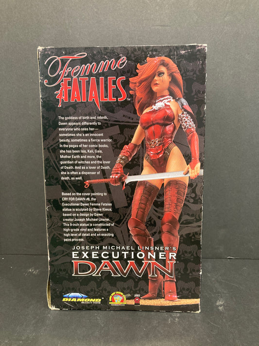 Executioner Dawn Diamond Select Femme Fatales Statue 2012